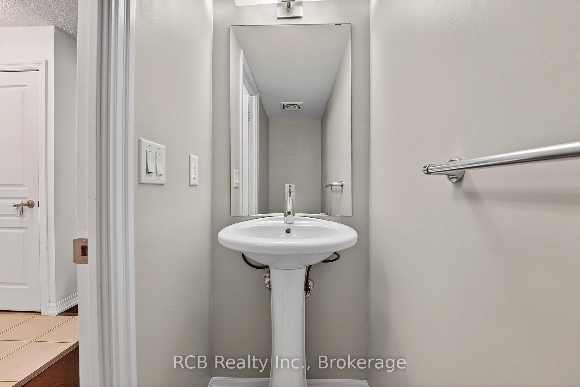 1940 Ironstone Drive Unit 1006 photo 10