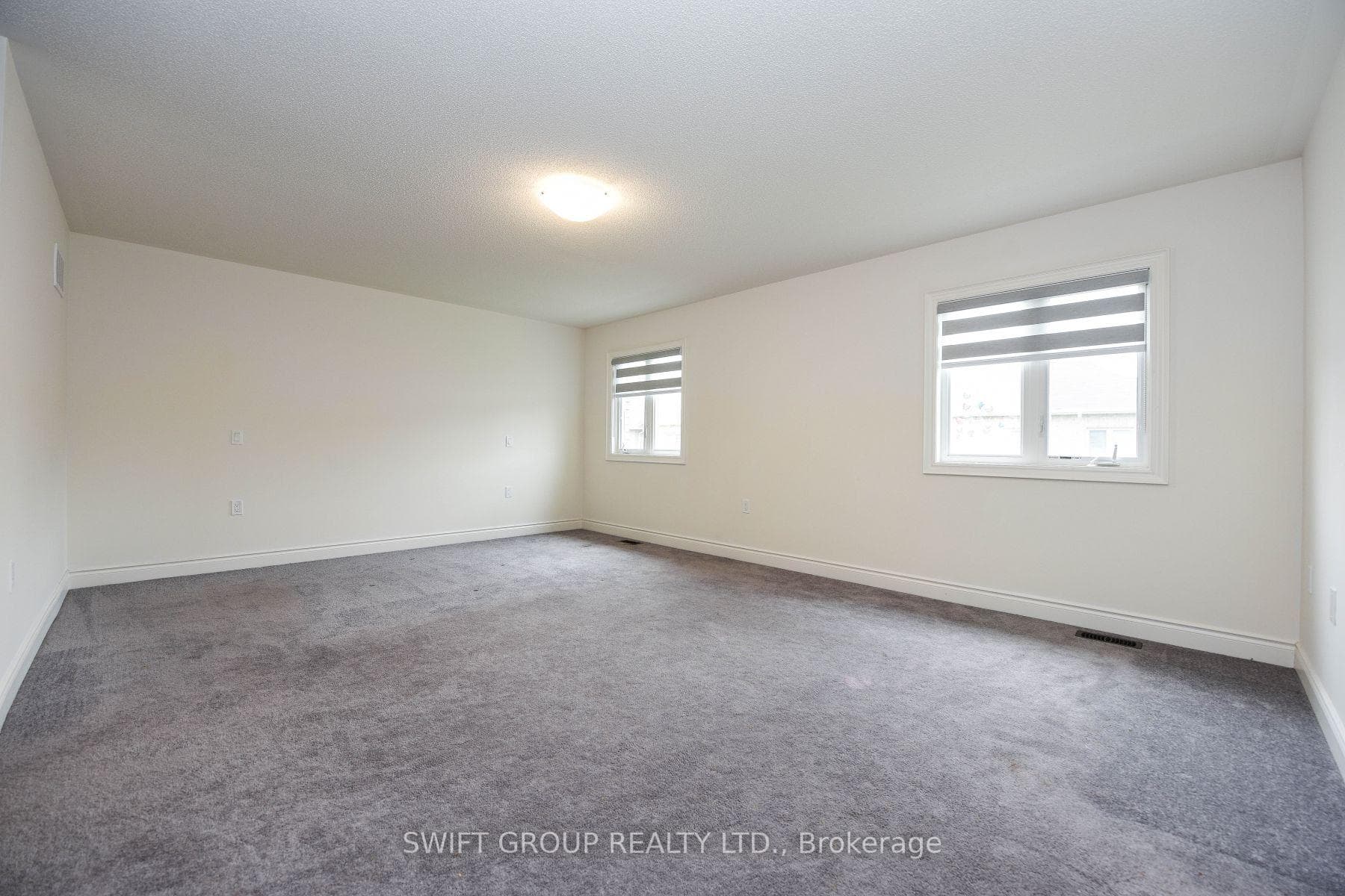 24 Dotchson Avenue Unit Upper photo 16