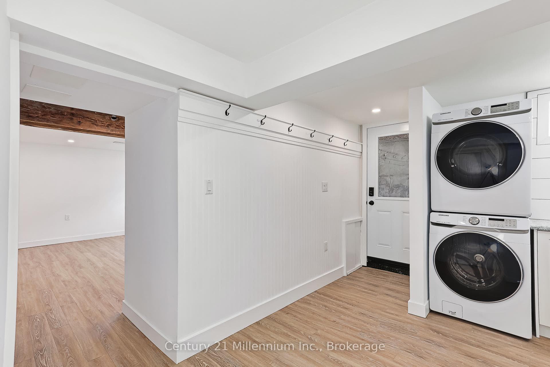 509 TENTH Street photo 4