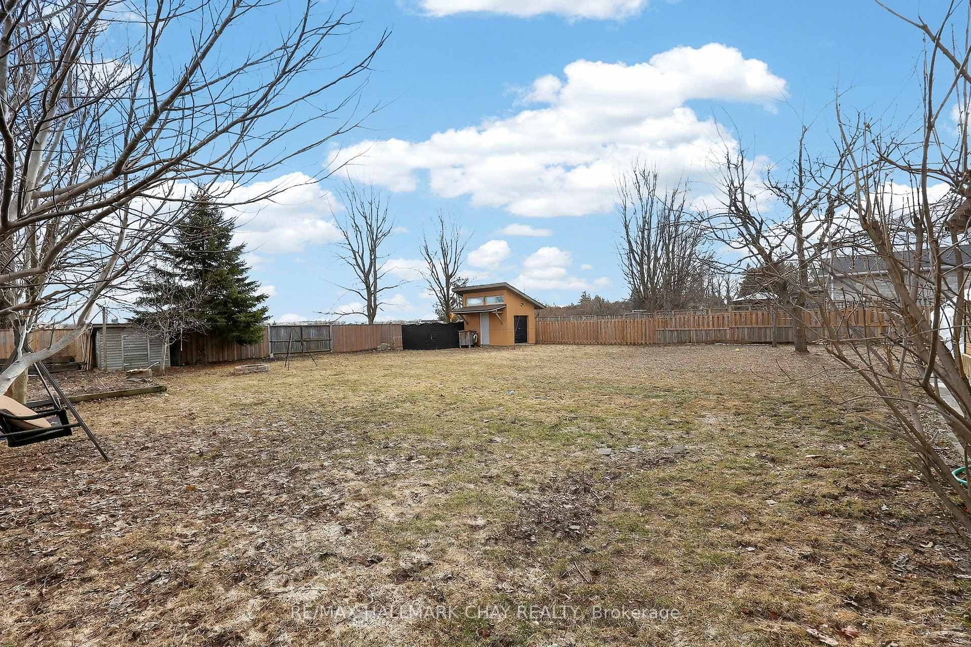 2151 Hughes Drive photo 43