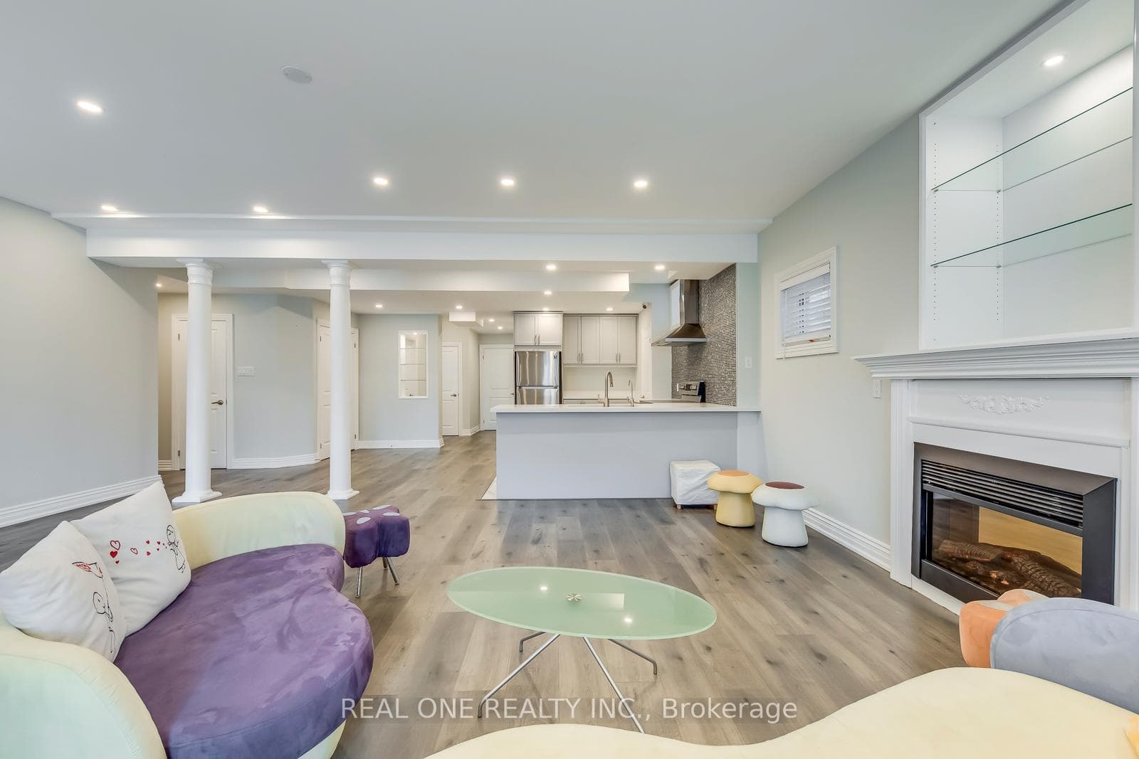 2439 Sylvia Drive photo 34