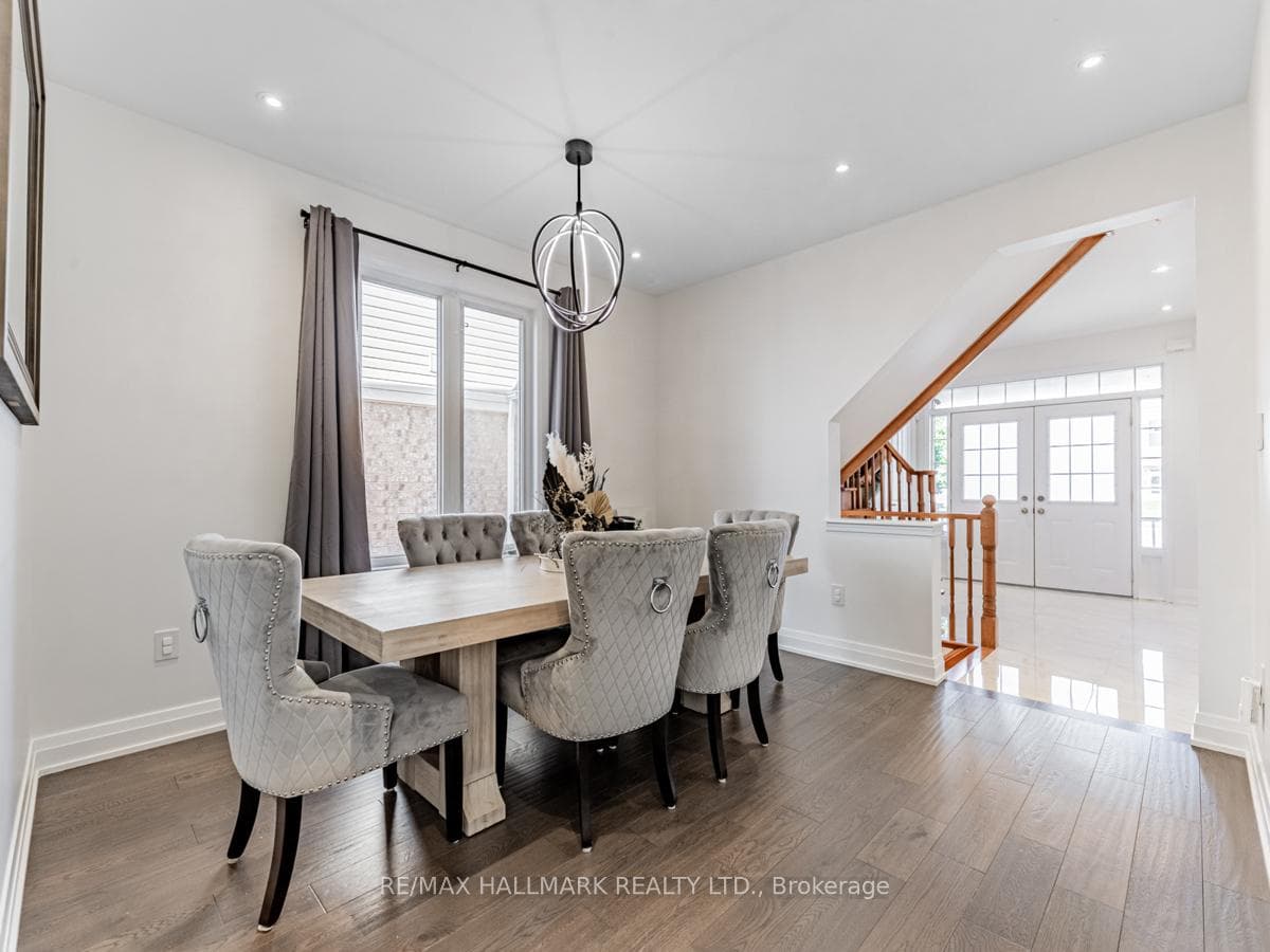34 Elmeade Lane photo 8