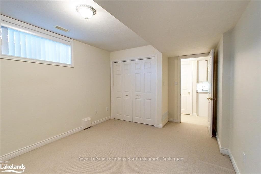 57 FAIRWAY Avenue photo 32