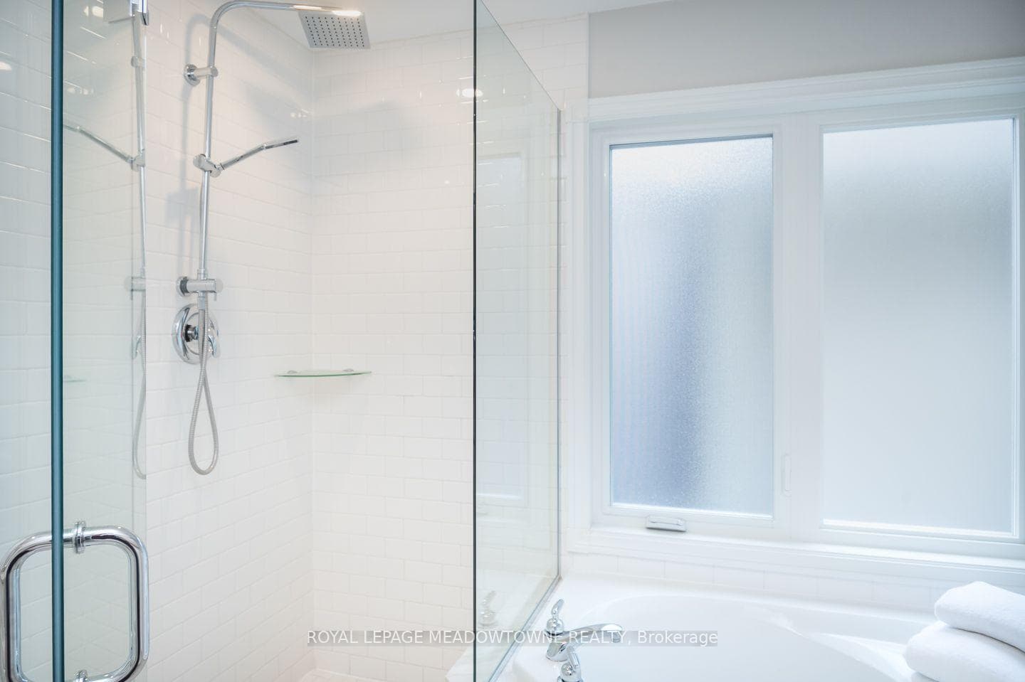 624 Marley Crescent photo 24