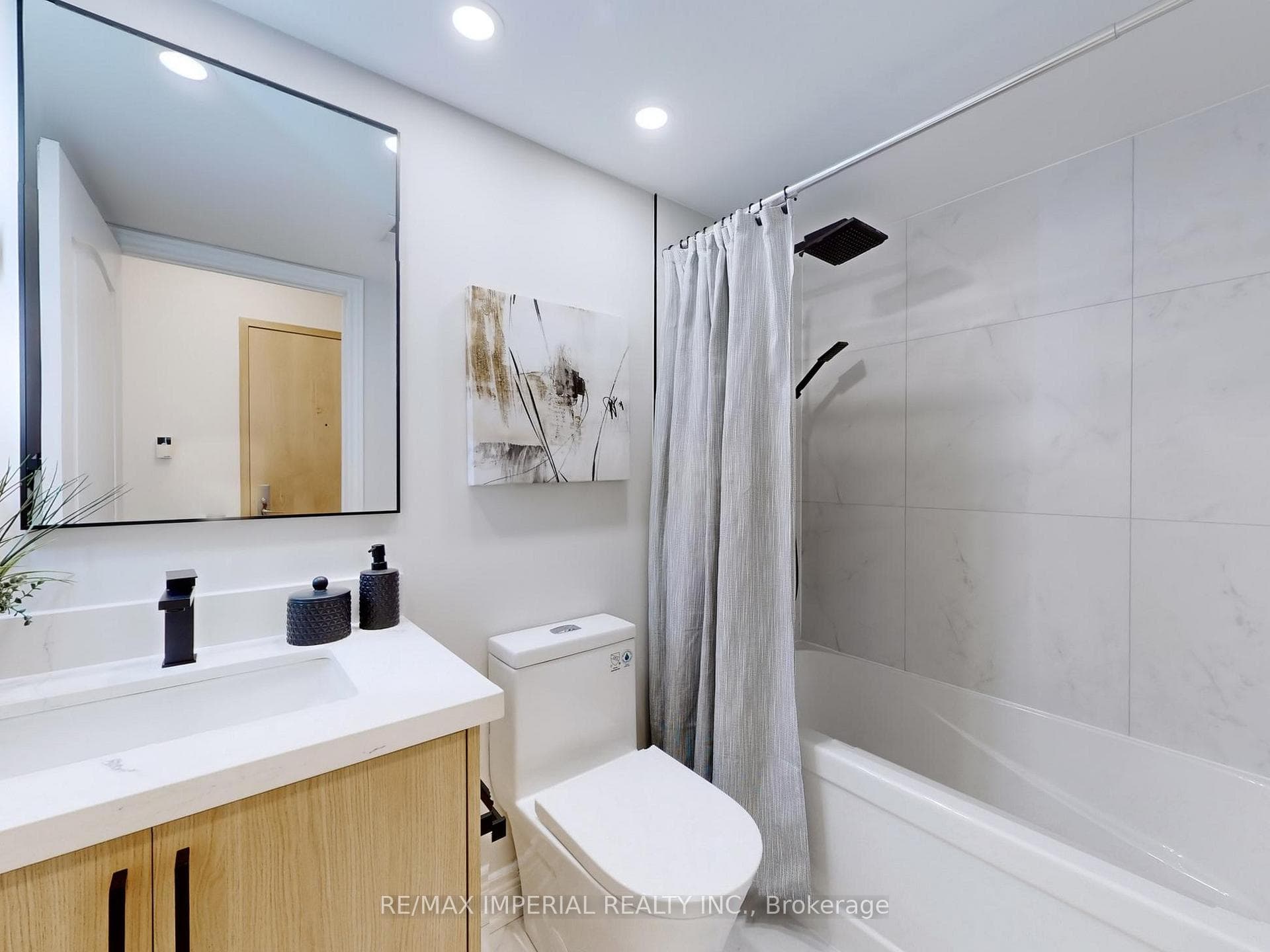 48 Suncrest Boulevard Unit 1019 photo 21