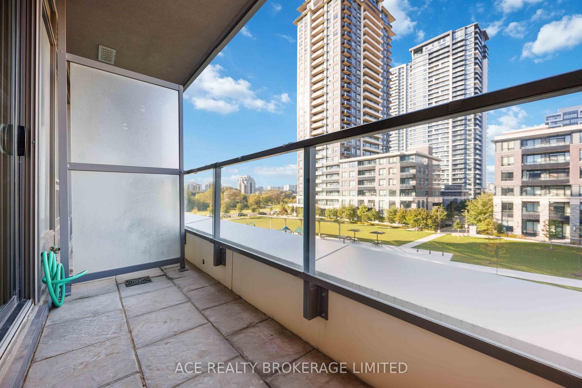 28 Uptown Drive Unit 306 photo 30