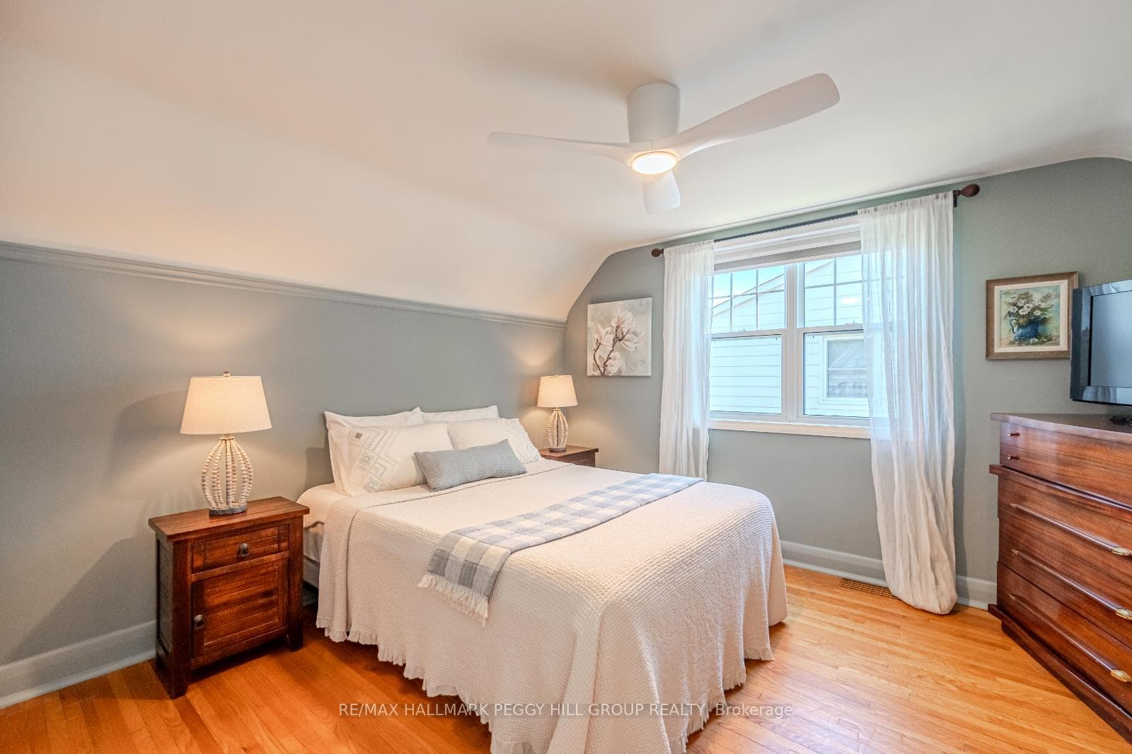 107 Codrington Street photo 9