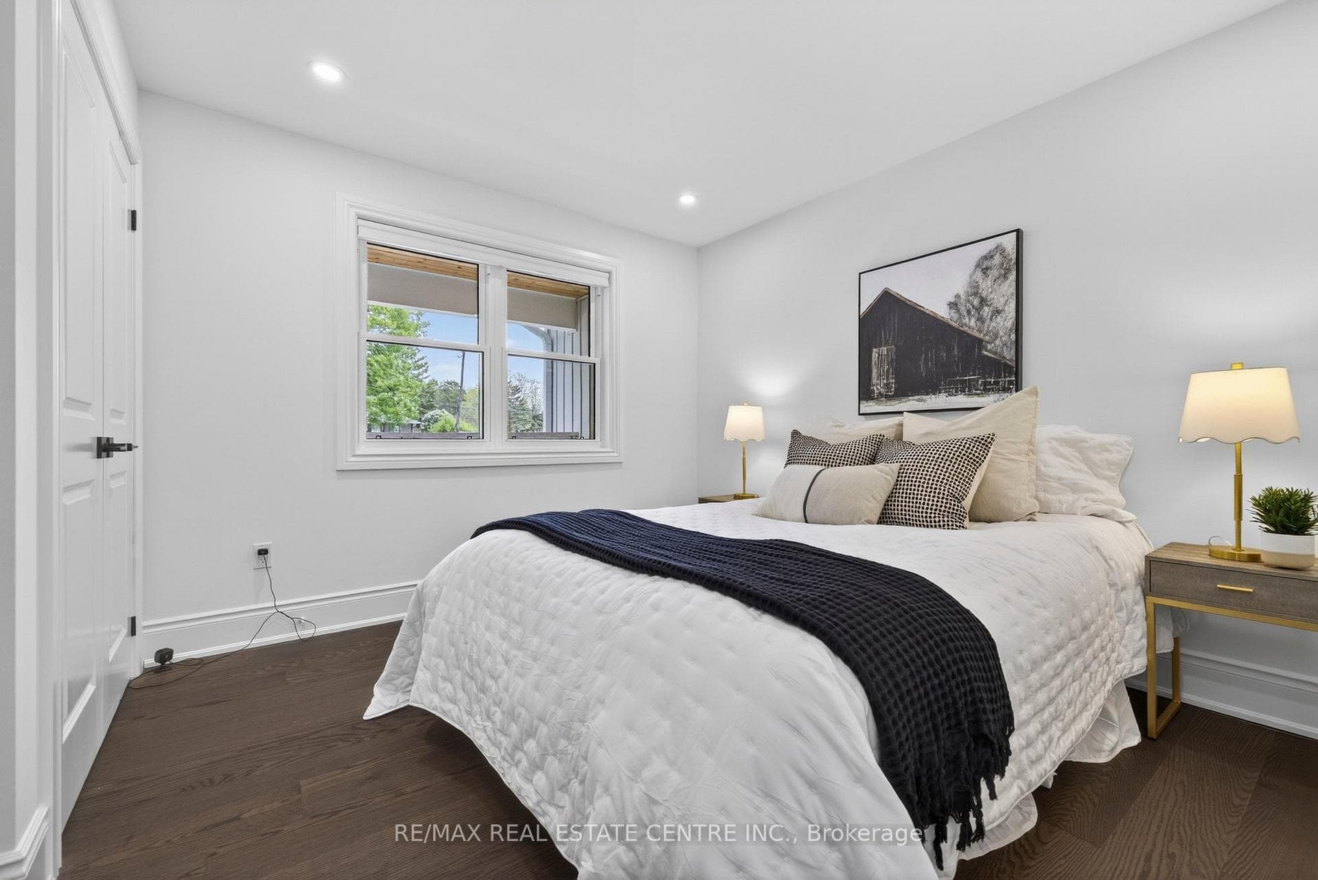 17 William Street photo 19