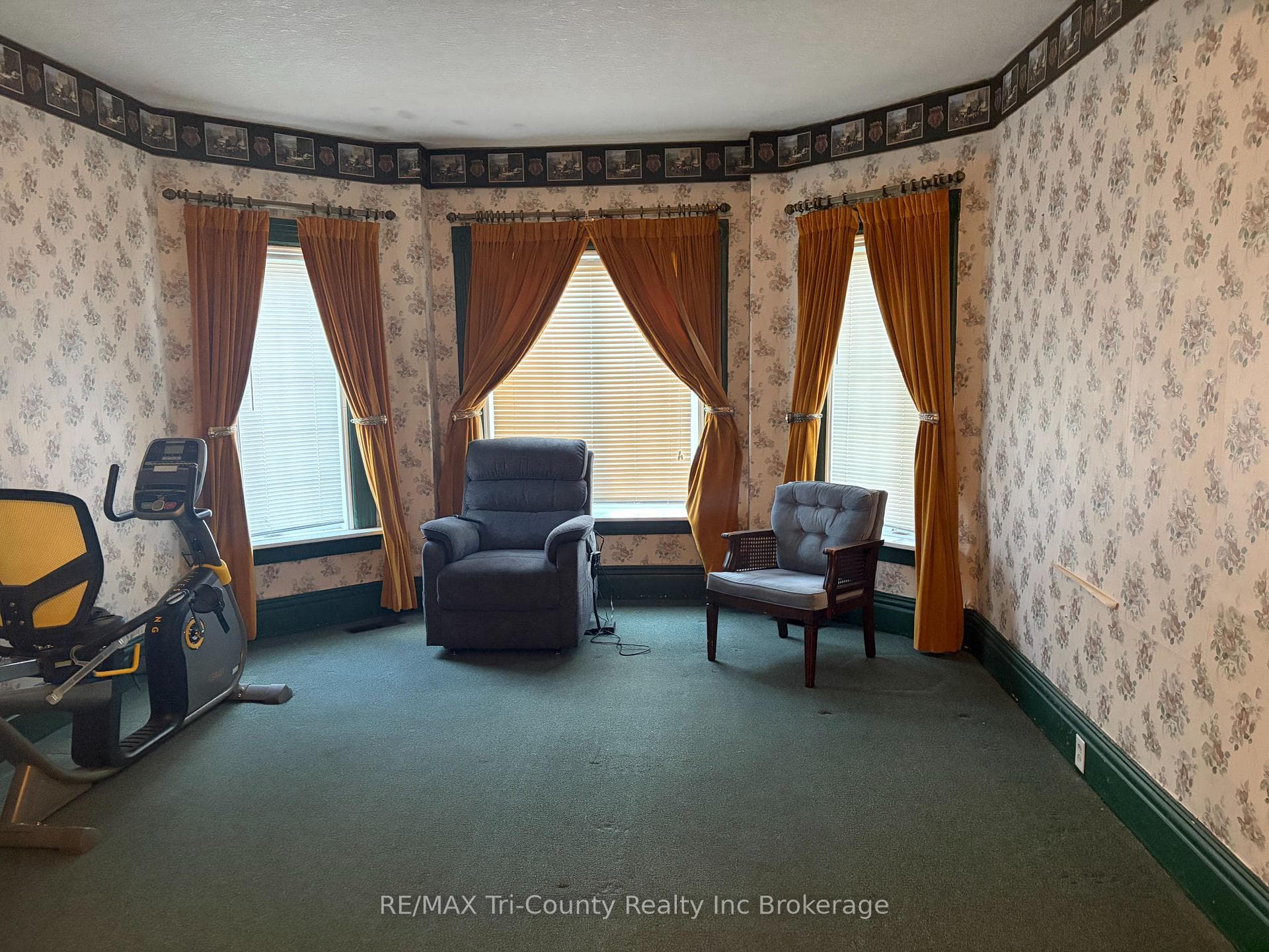 53 BROCK Street photo 19