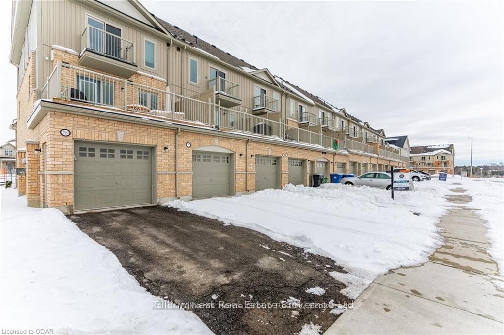 293 LAW Drive photo 2