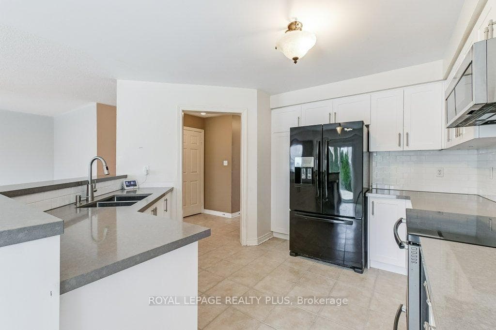 5815 Rainspring Drive photo 17