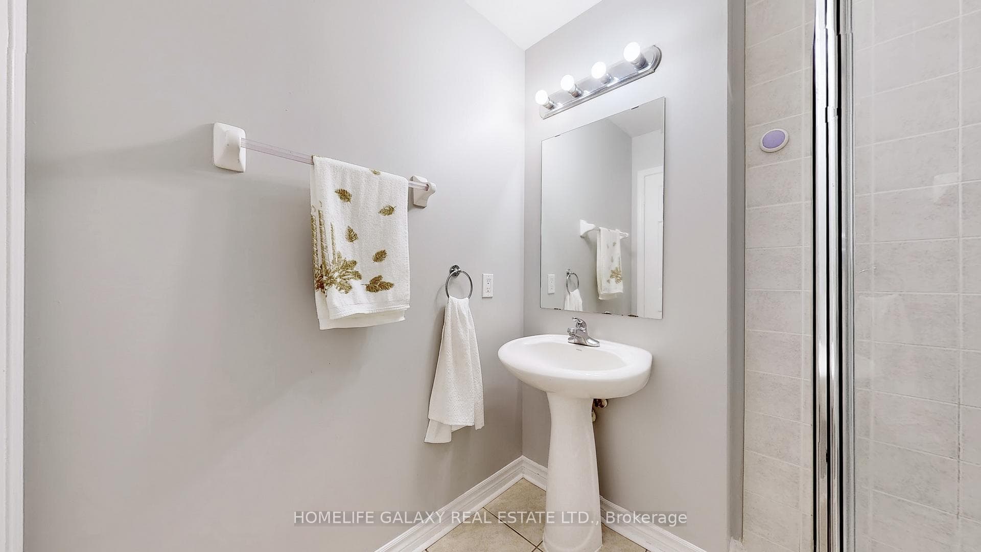 388 Prince Of Wales Drive Unit 901 photo 19