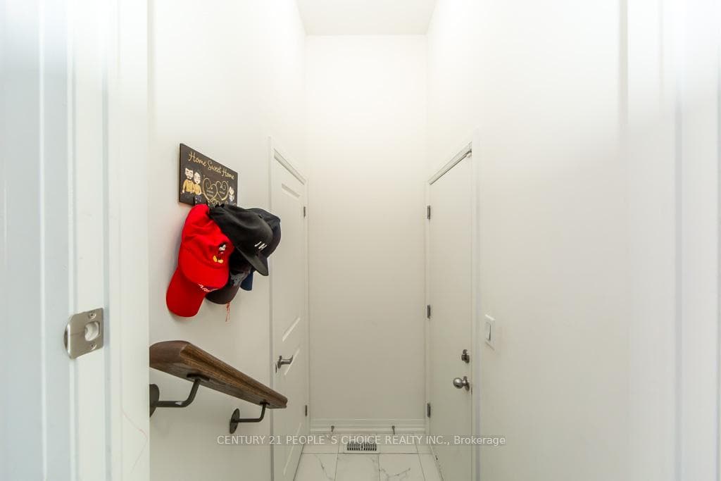 162 Ogston Crescent photo 25