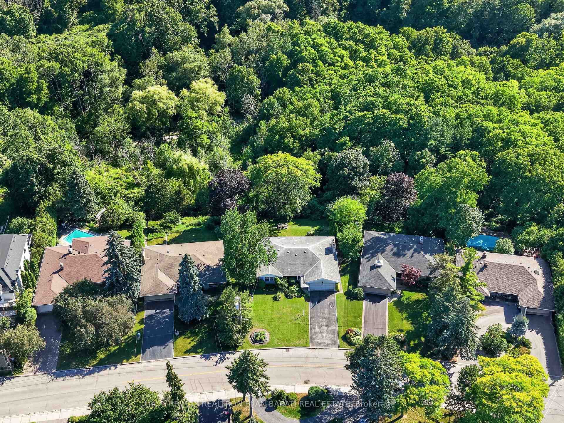 14 Heathview Avenue photo 48