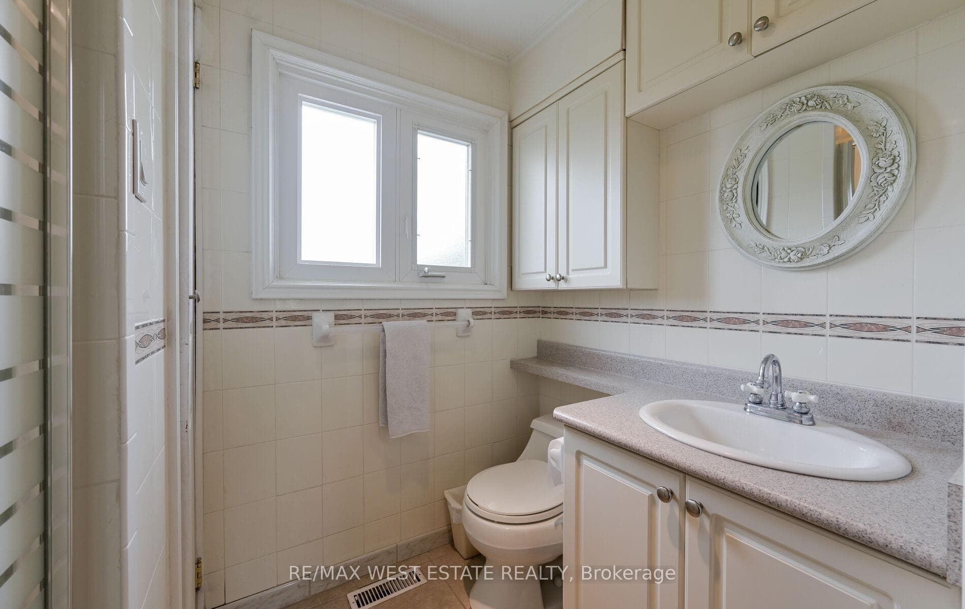 66 La France Road photo 21