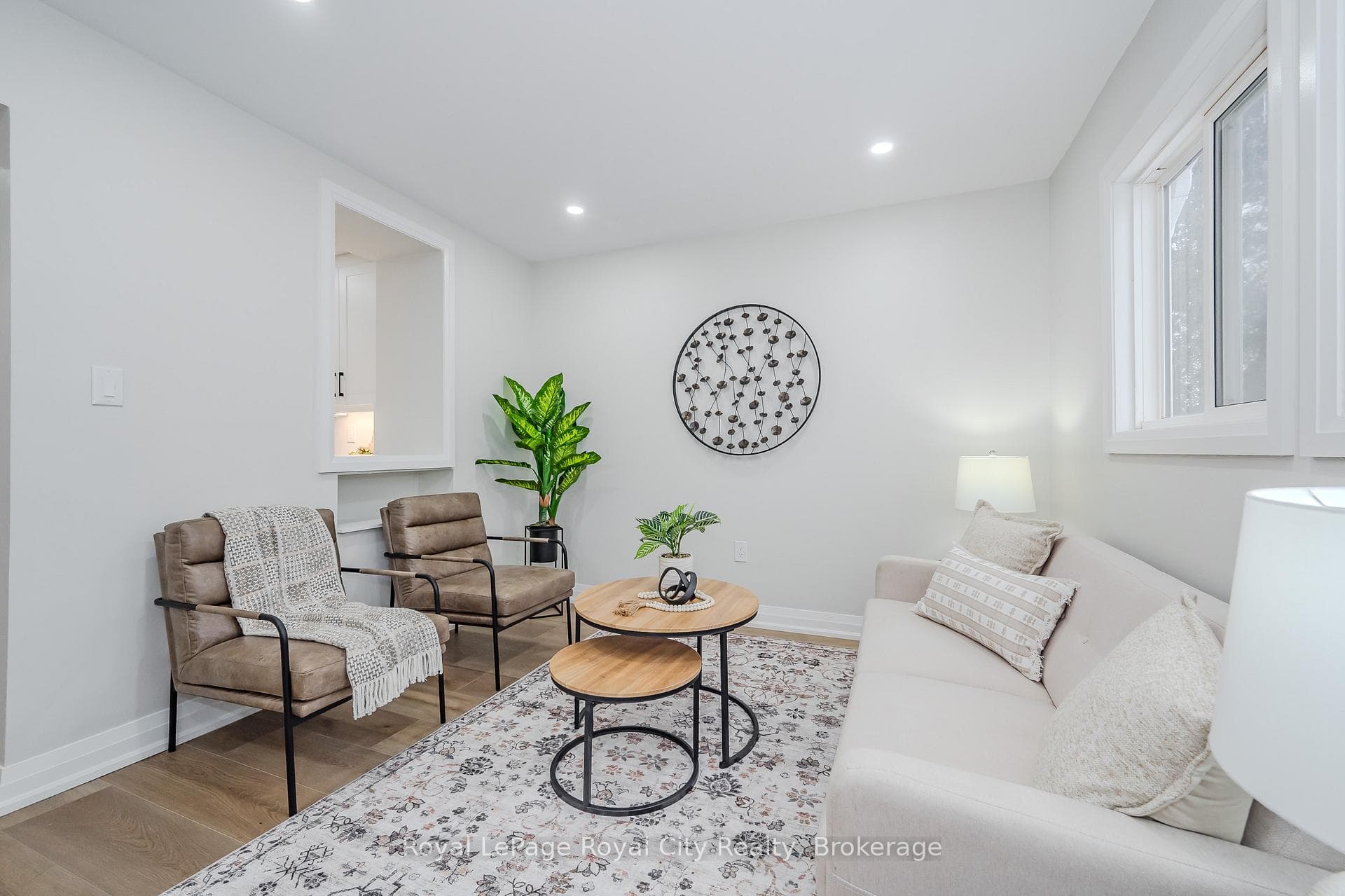 58 Hayes Avenue photo 8
