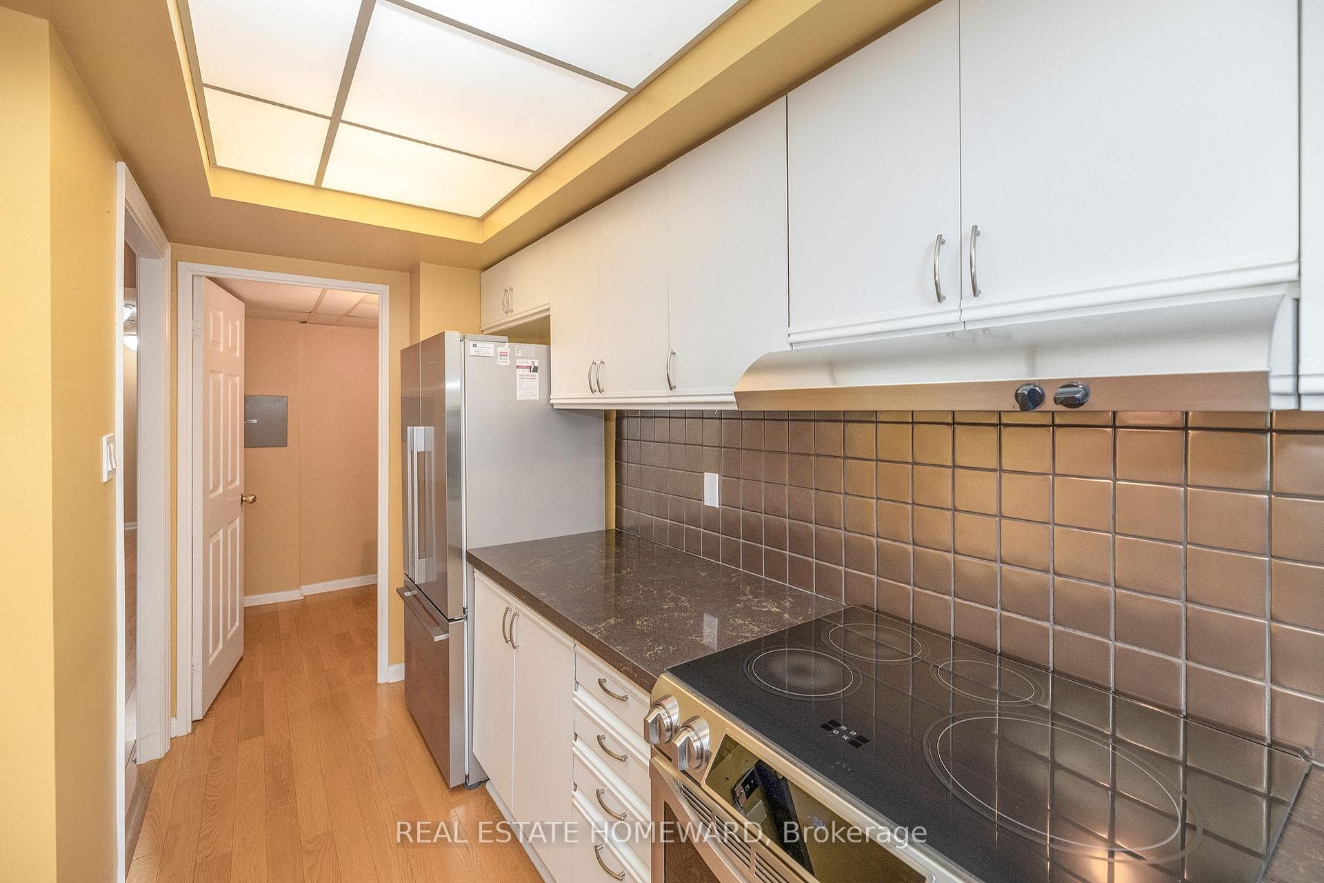 757 Victoria Pk Avenue Unit 103 photo 4