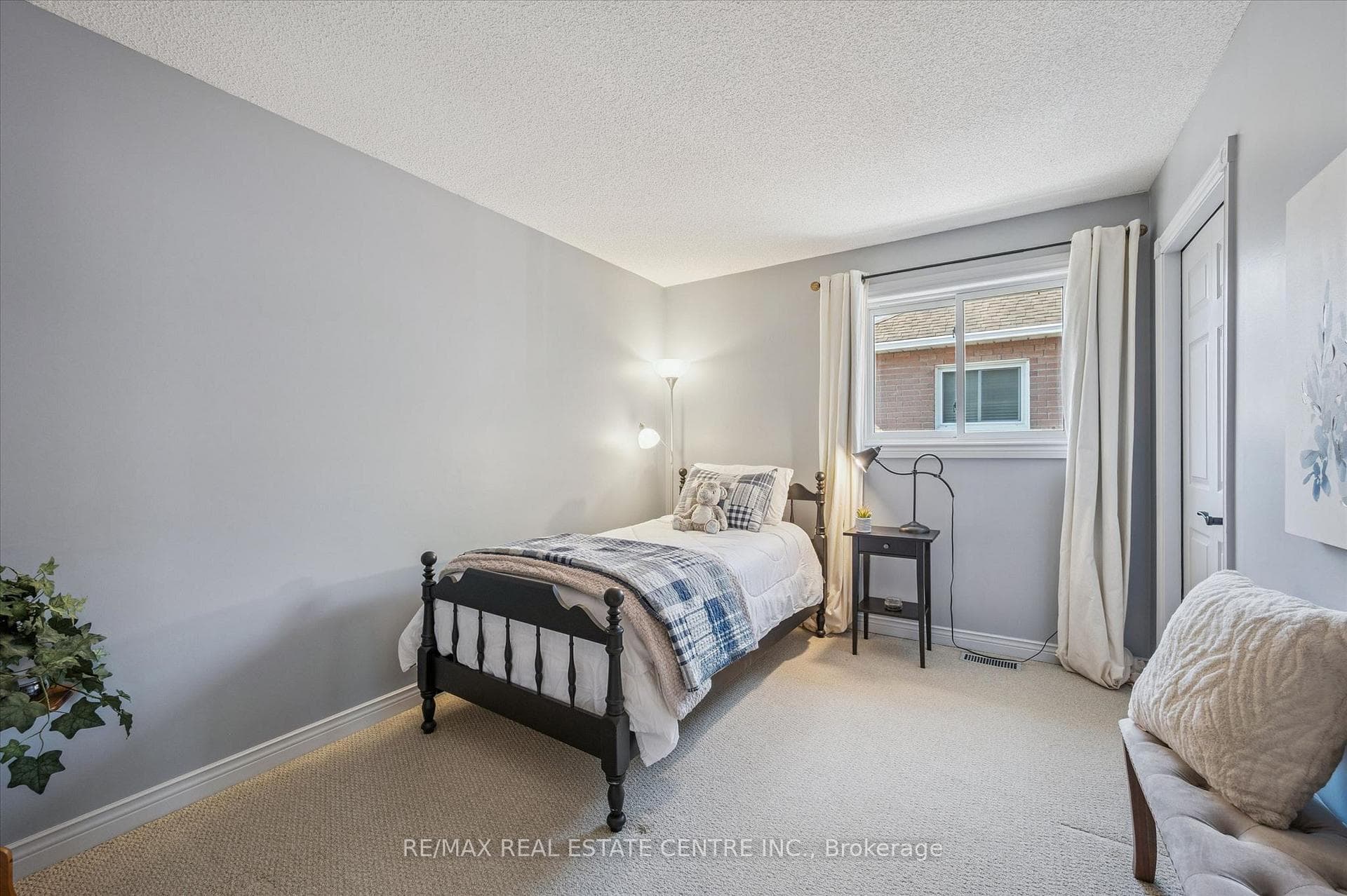 40 Beasley Crescent photo 23