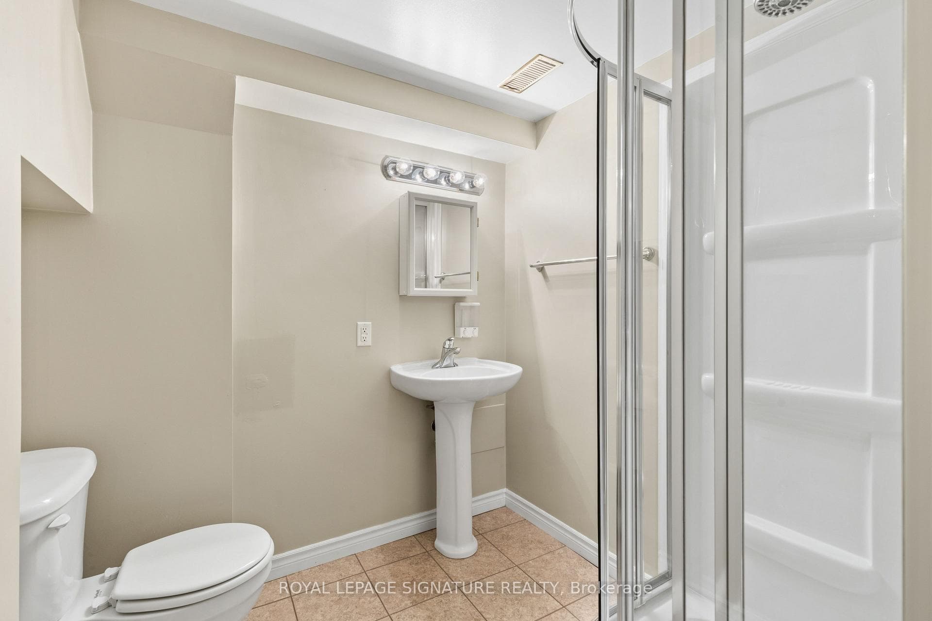 580 Eyer Drive Unit 42 photo 32