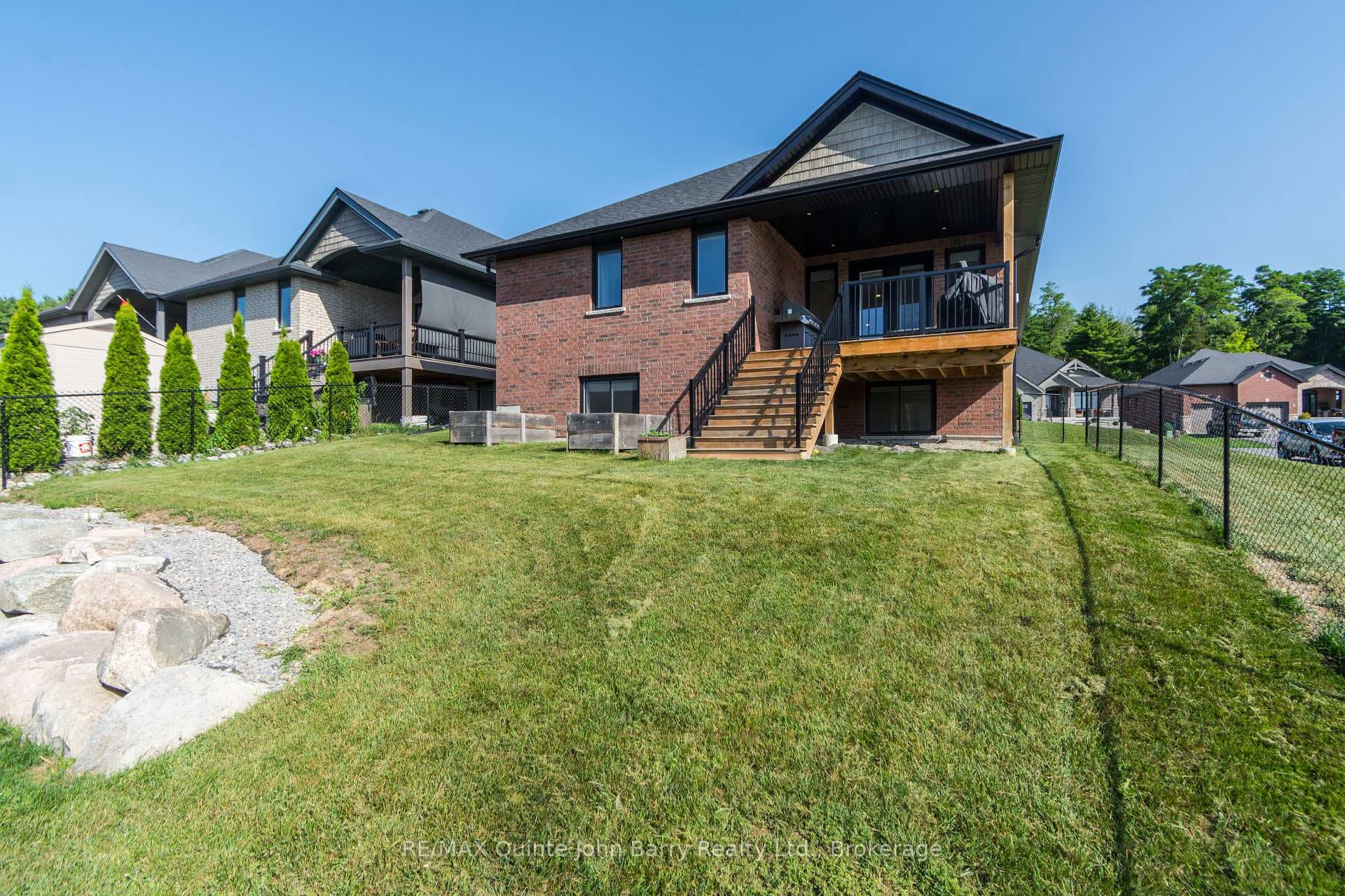 8 Tackaberry Drive photo 30