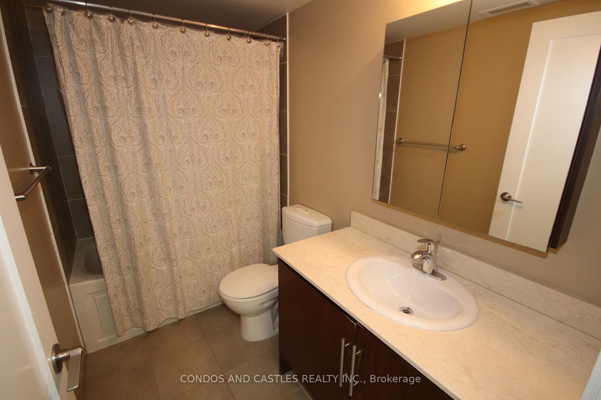 20 Blue Jays Way Unit 719 photo 10