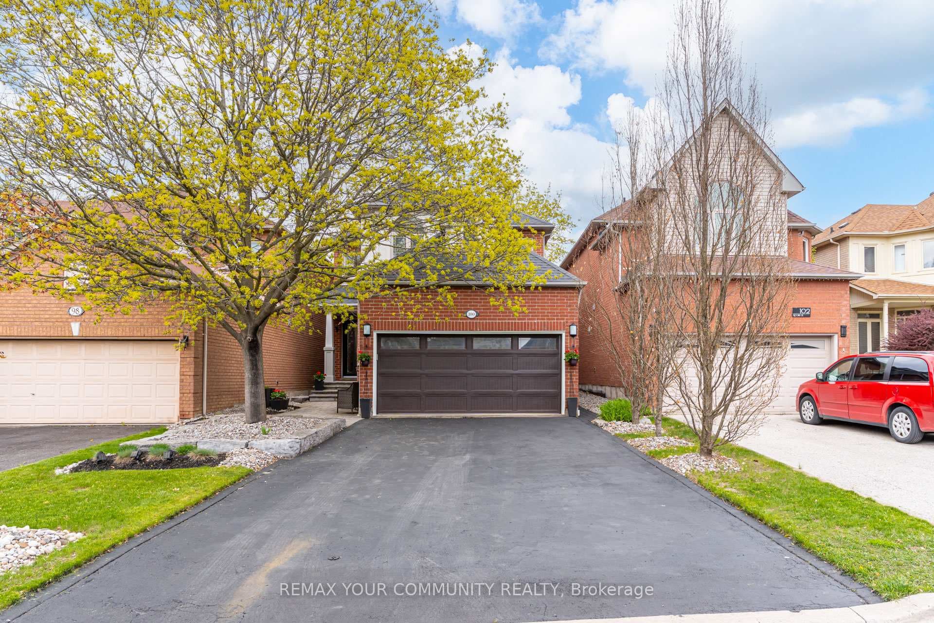 100 Secord Street photo 1