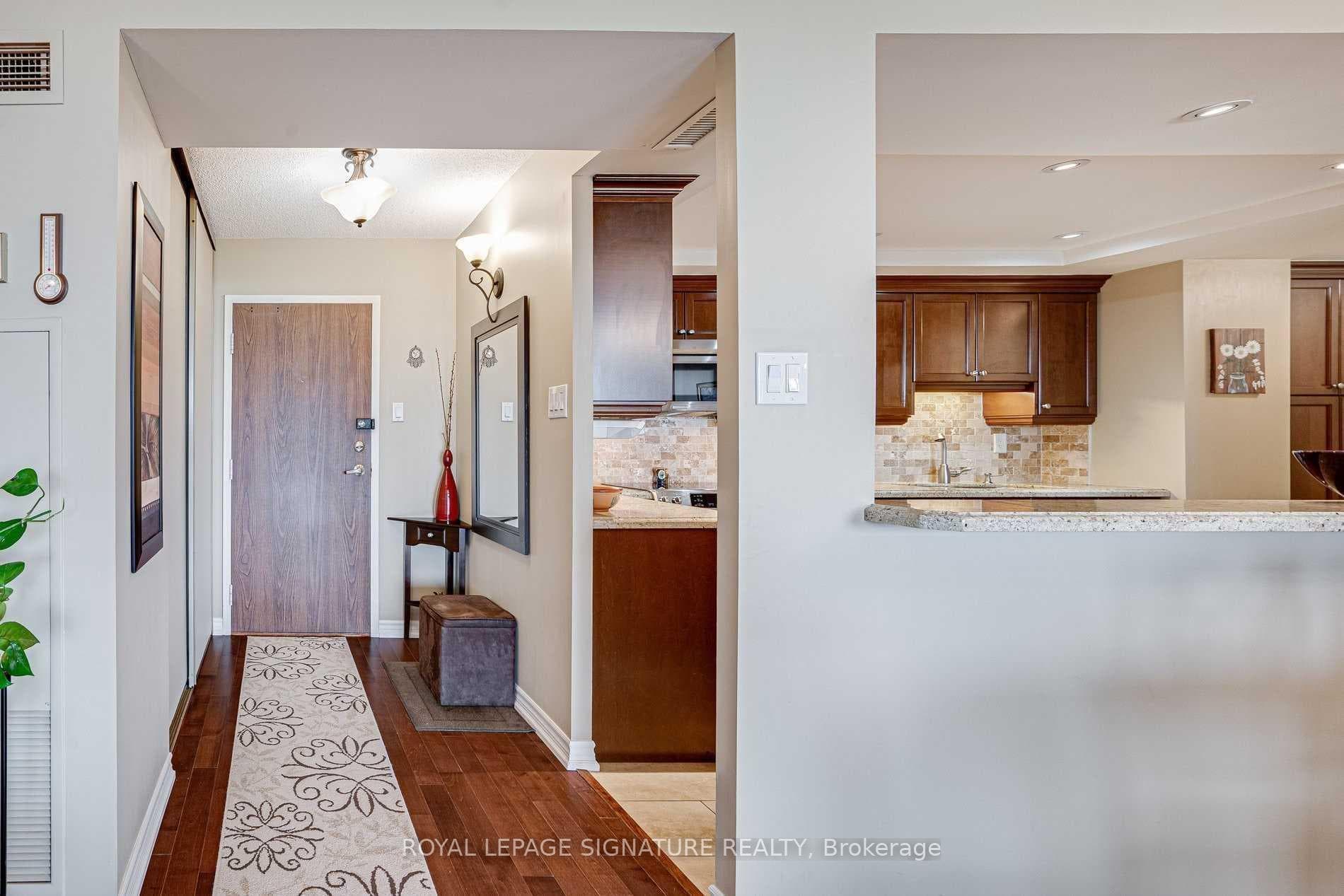 131 Torresdale Avenue Unit 1505 photo 4