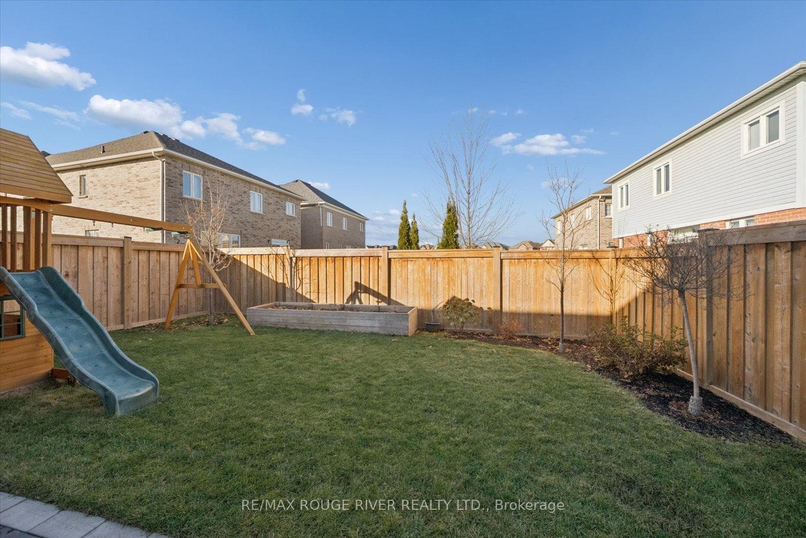 212 Ronald Hooper Avenue photo 37