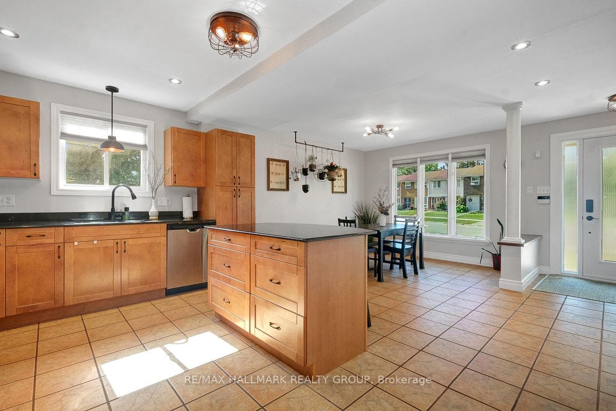 3243 Southgate Road photo 18