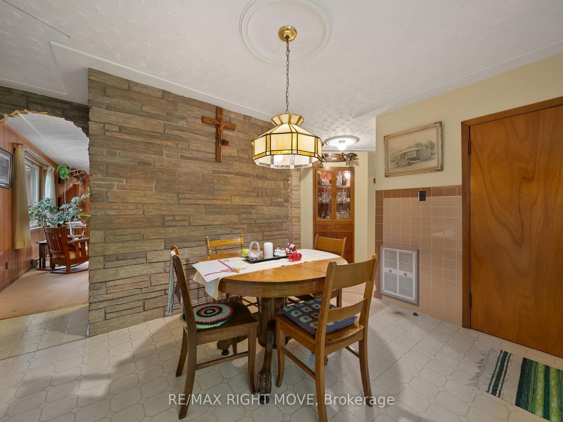6178 Sheba Drive photo 7