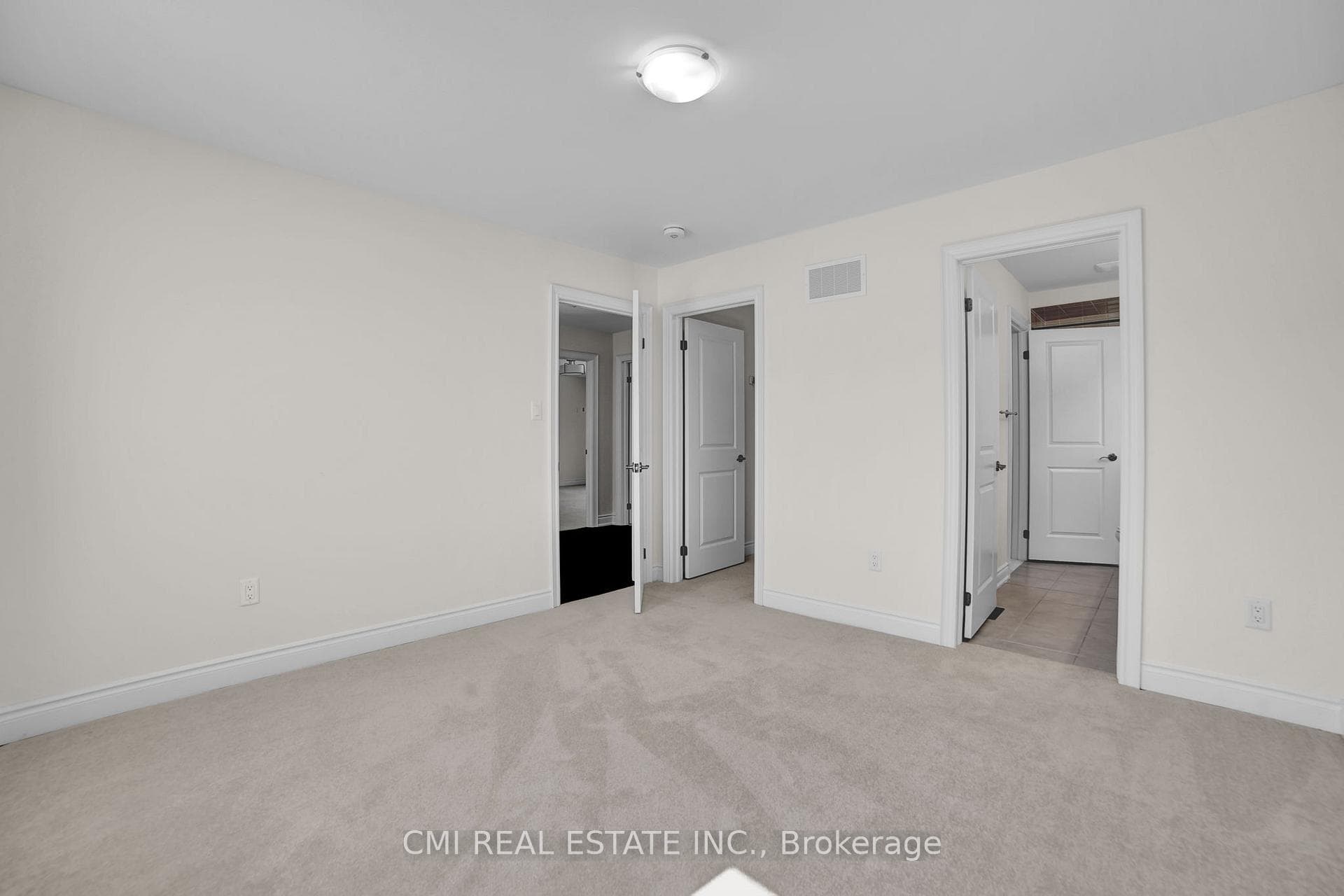 22 Birchwood Lane photo 36