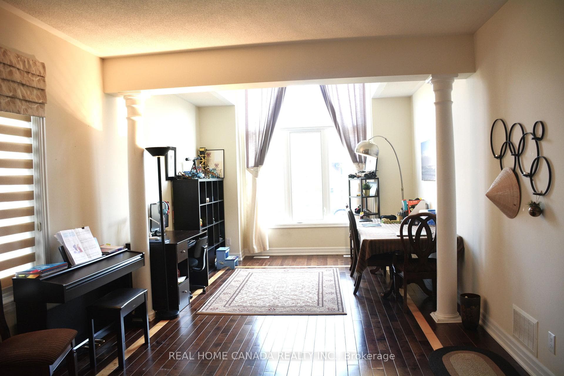 190 Forbes Terrace photo 8