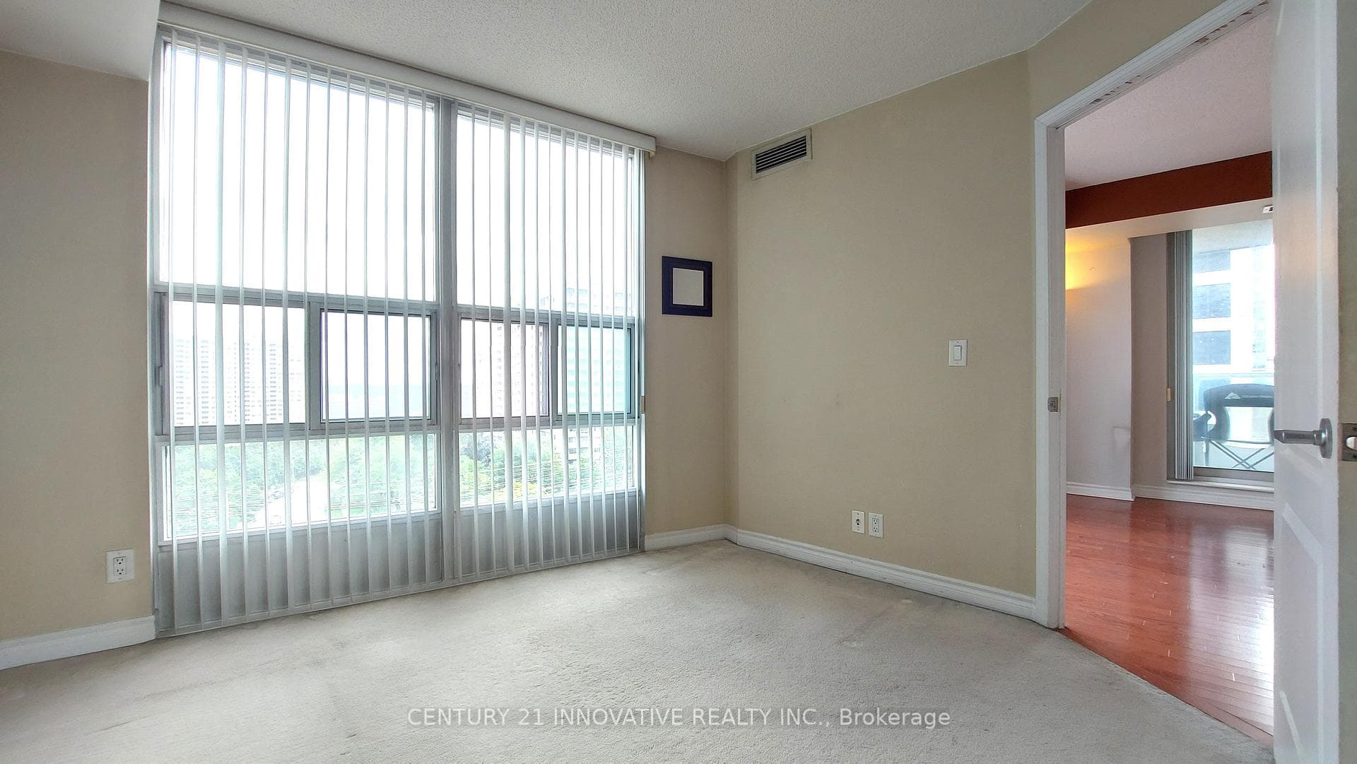 33 Elm Drive Unit 1012 photo 15