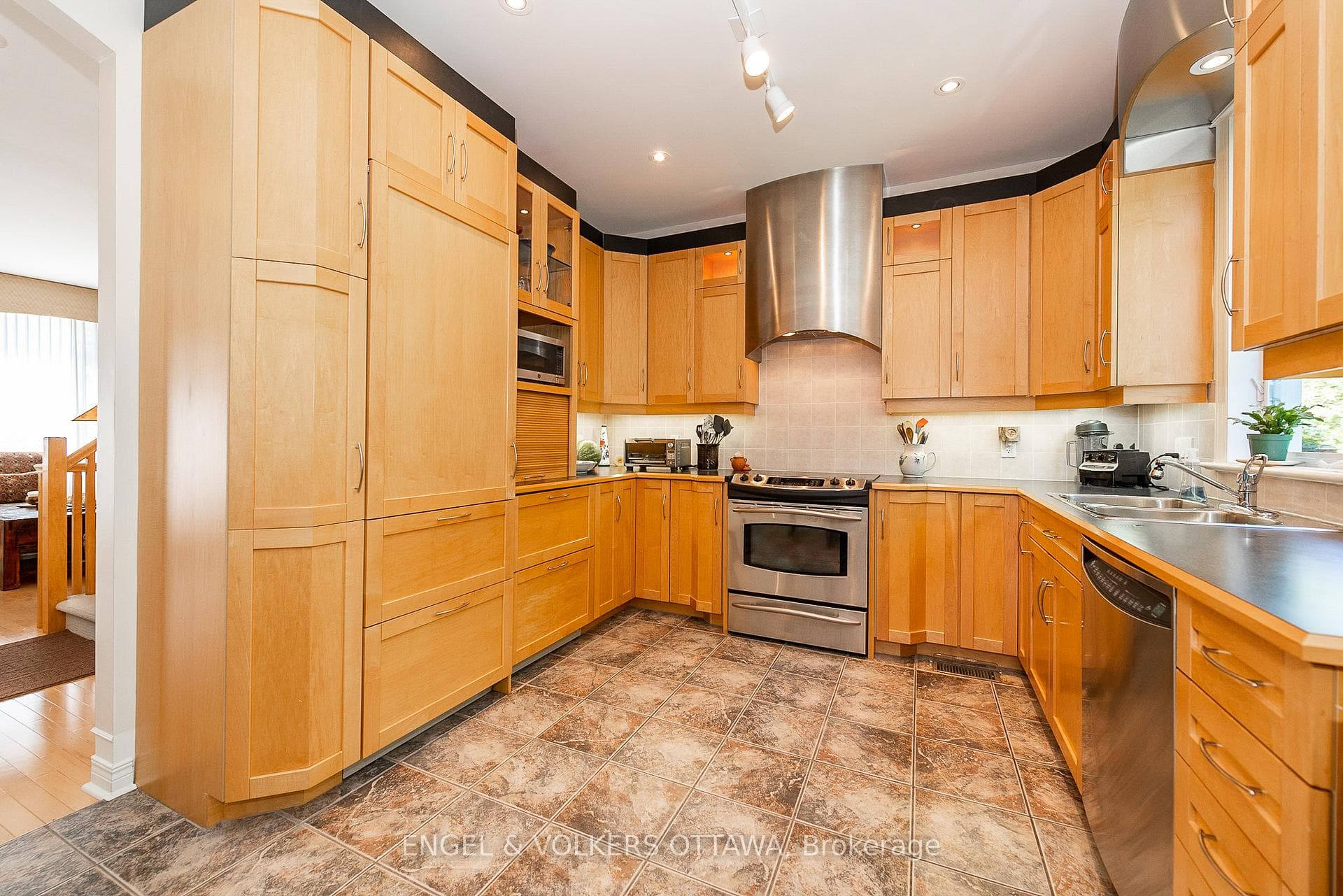 210 West Village Private photo 18