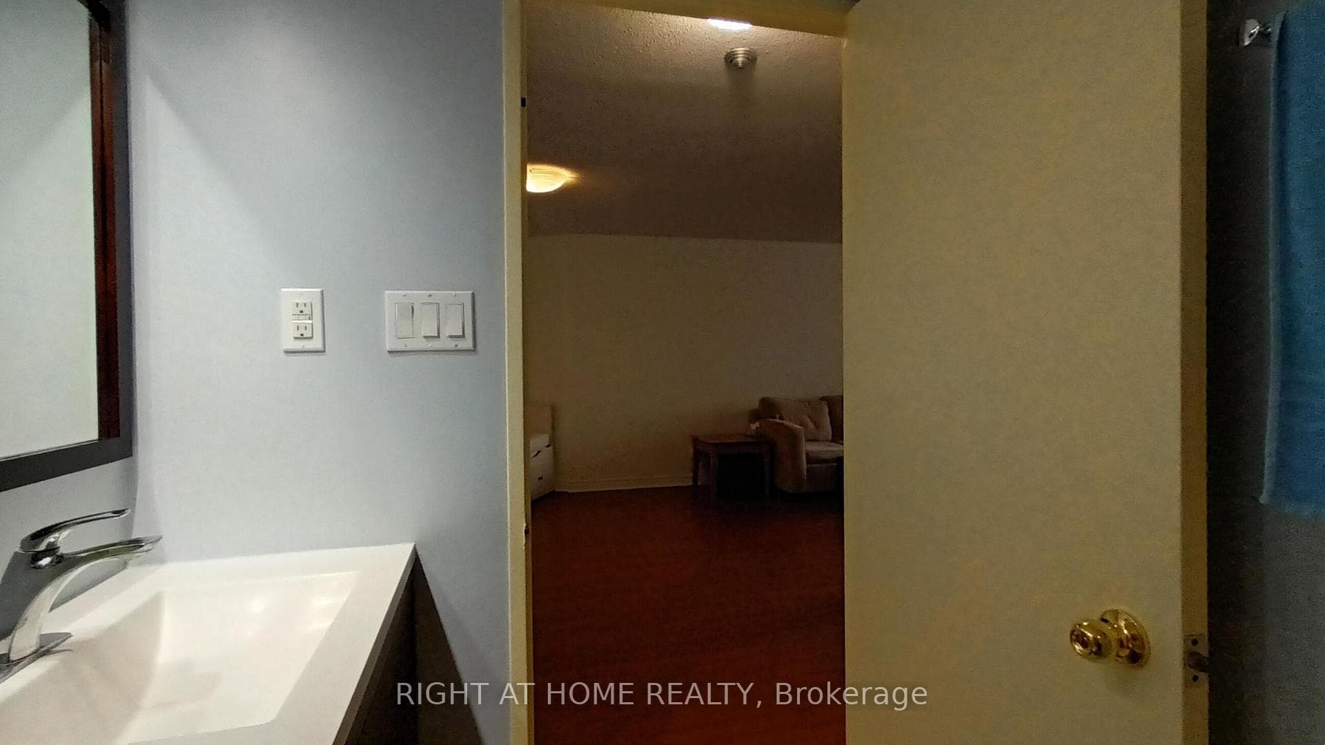 260 Queens Quay Boulevard Unit 1203 photo 5