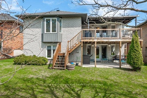 82 Gregory Crescent photo 41
