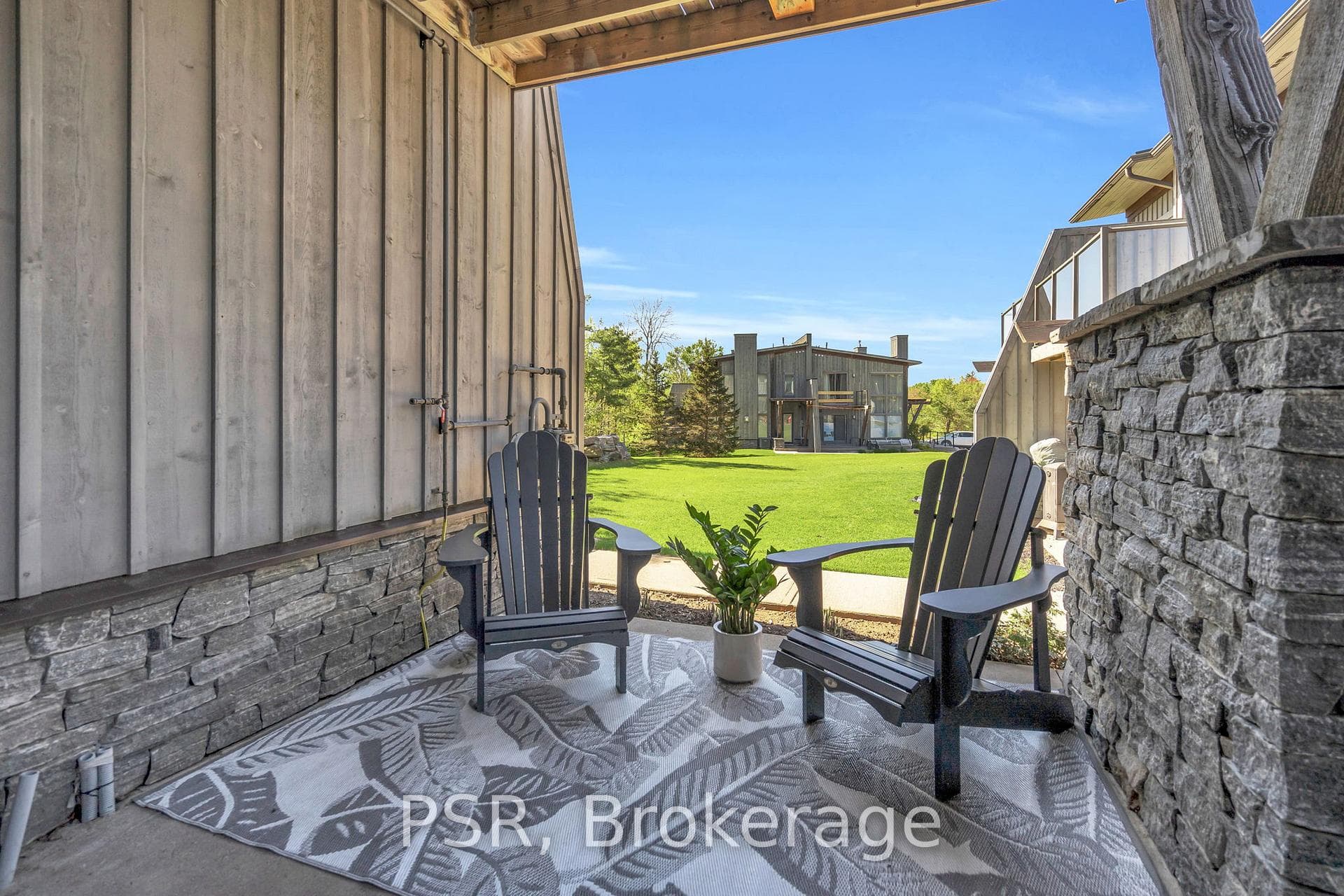 44 Carrick Trail photo 32