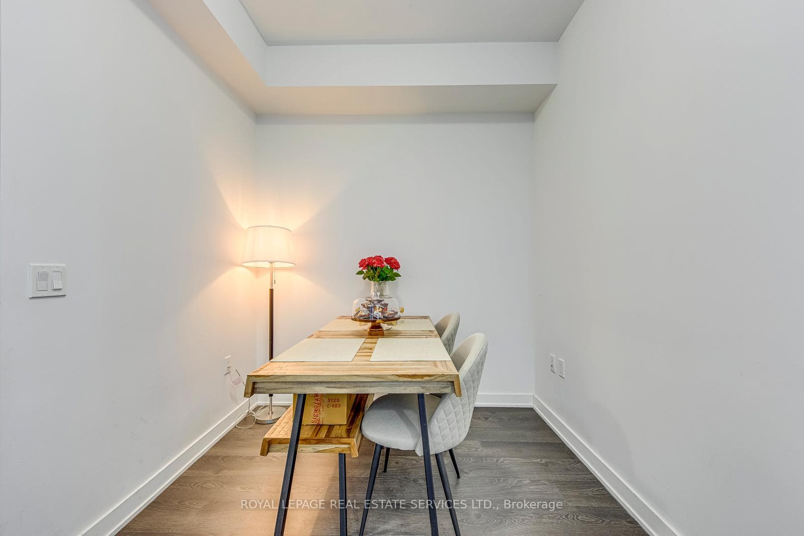 4677 Glen Erin Drive Unit 1102 photo 8