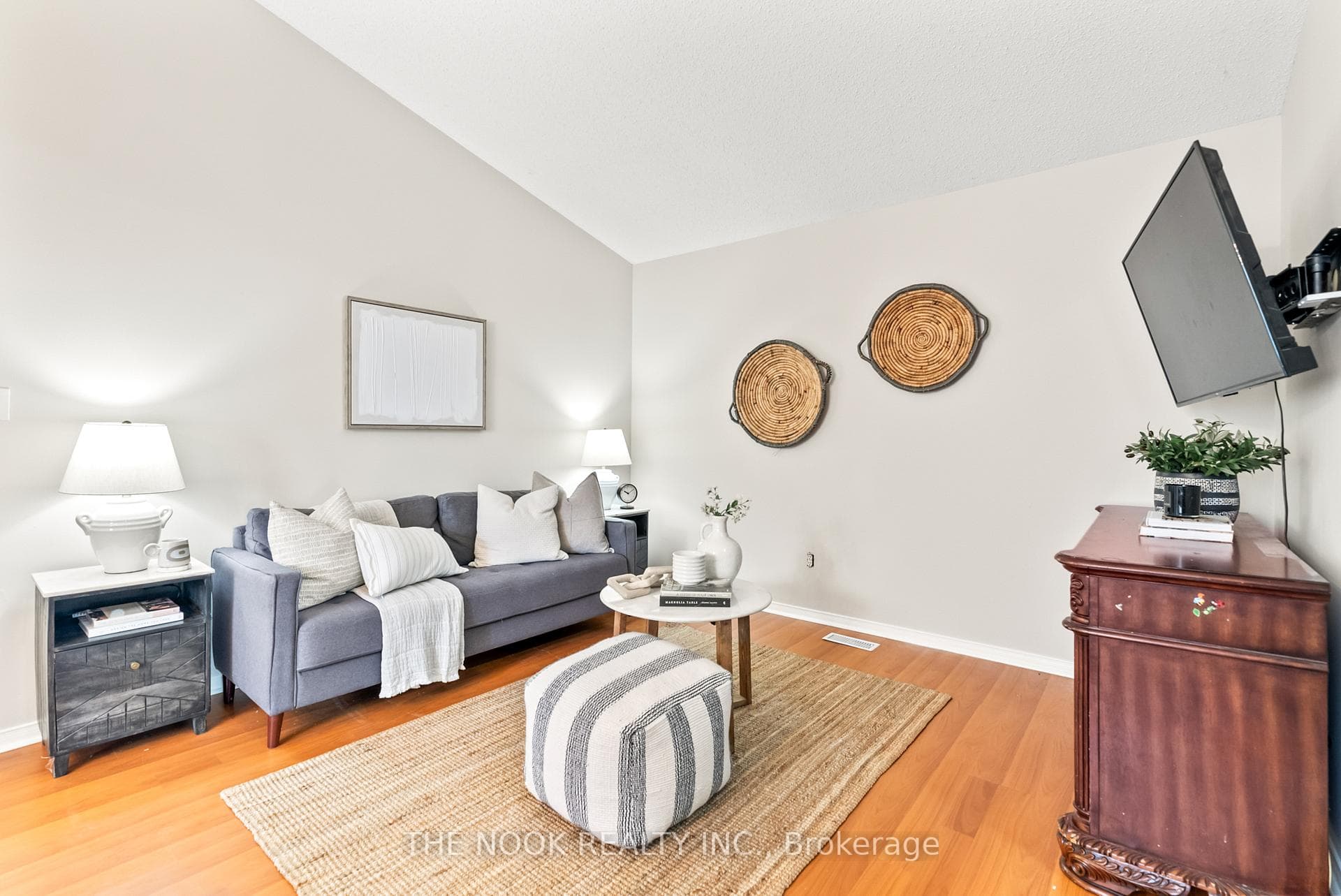 73 Mallory Street photo 16