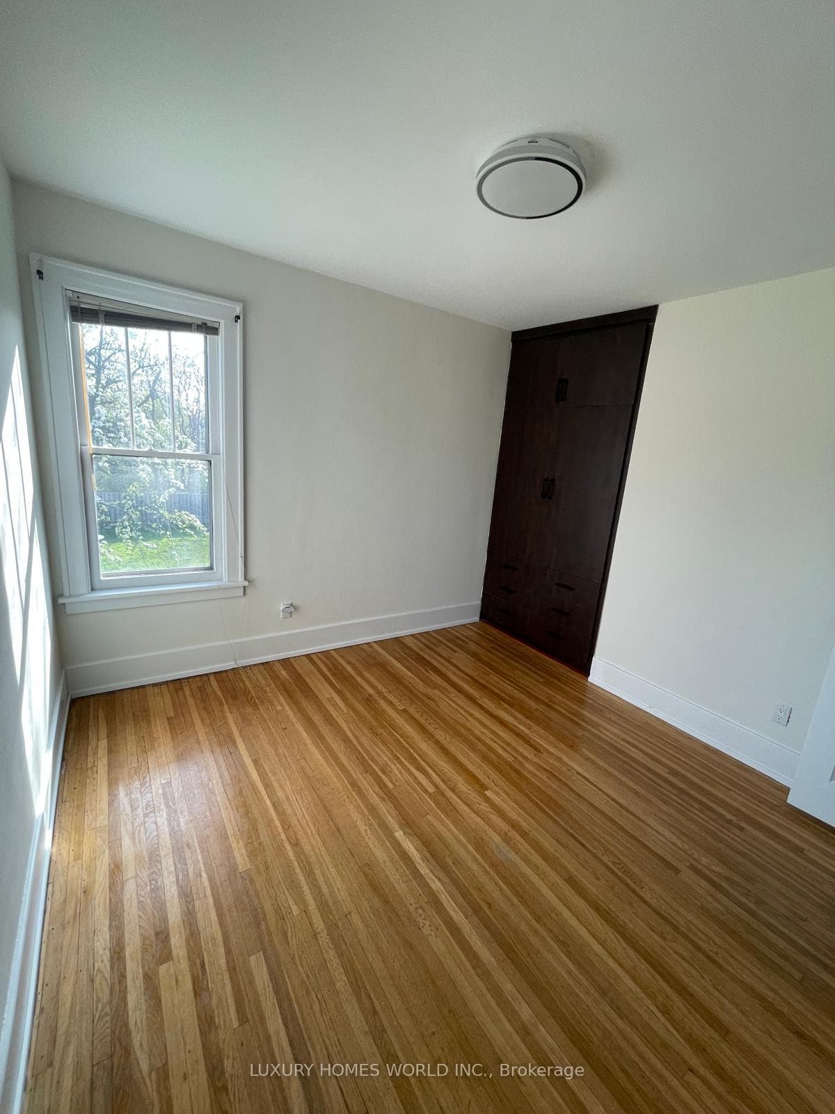478-480 Cameron Avenue photo 14