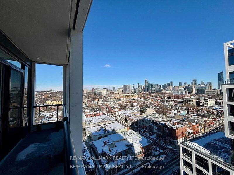 115 Denison Avenue Unit PH13 photo 16