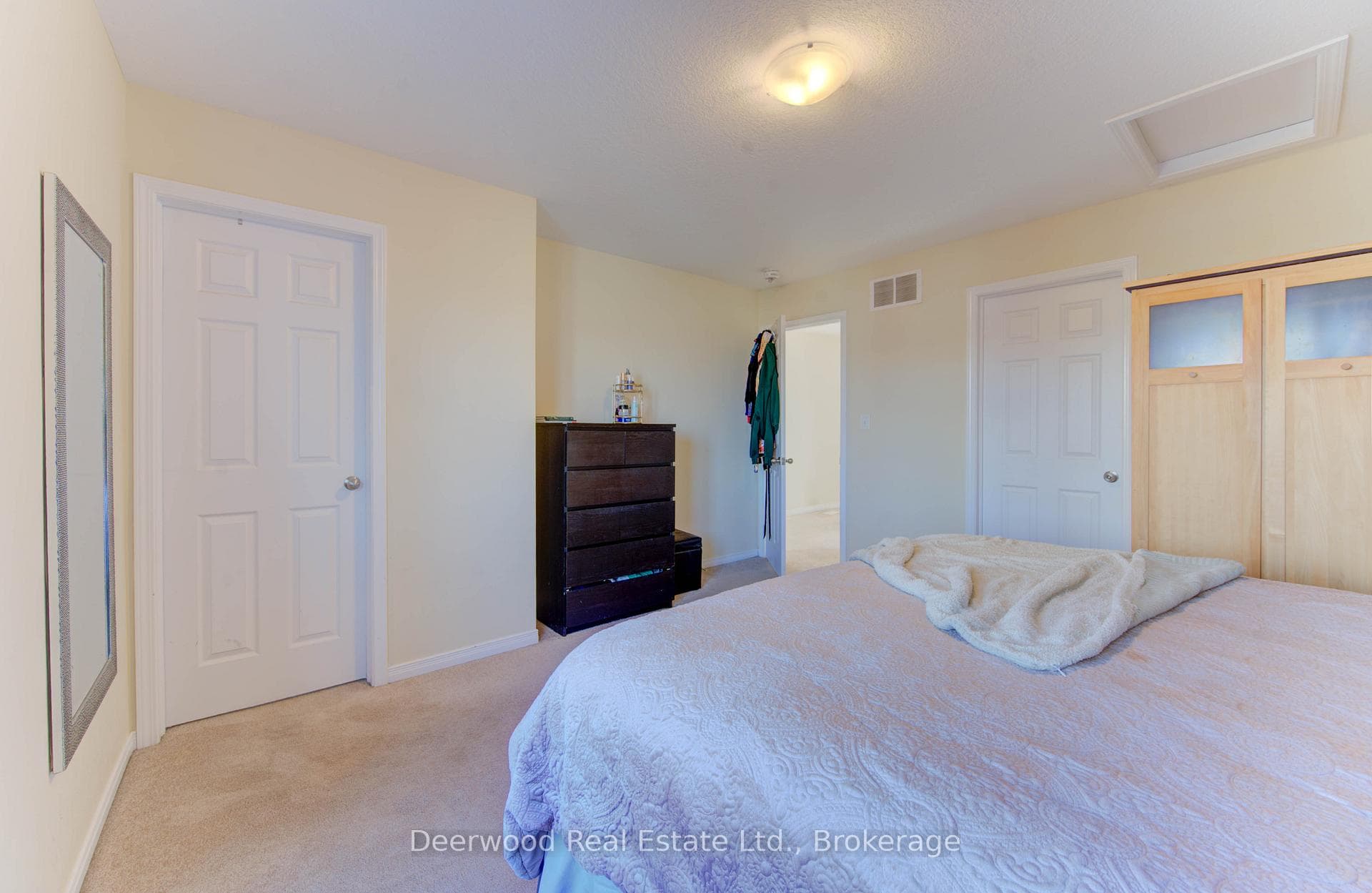 3 Nyles Drive photo 30