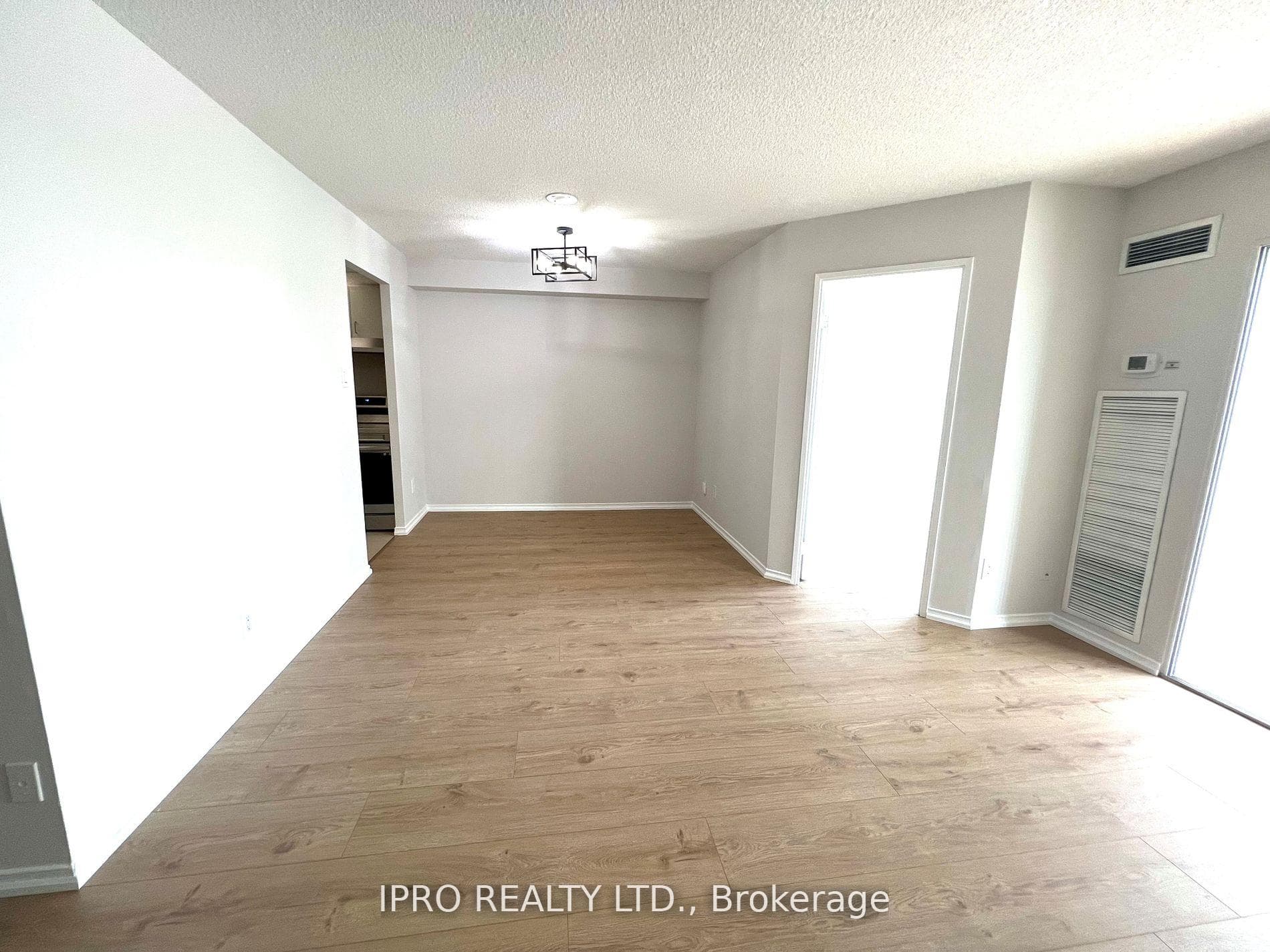 115 Hillcrest Avenue Unit 202 photo 6