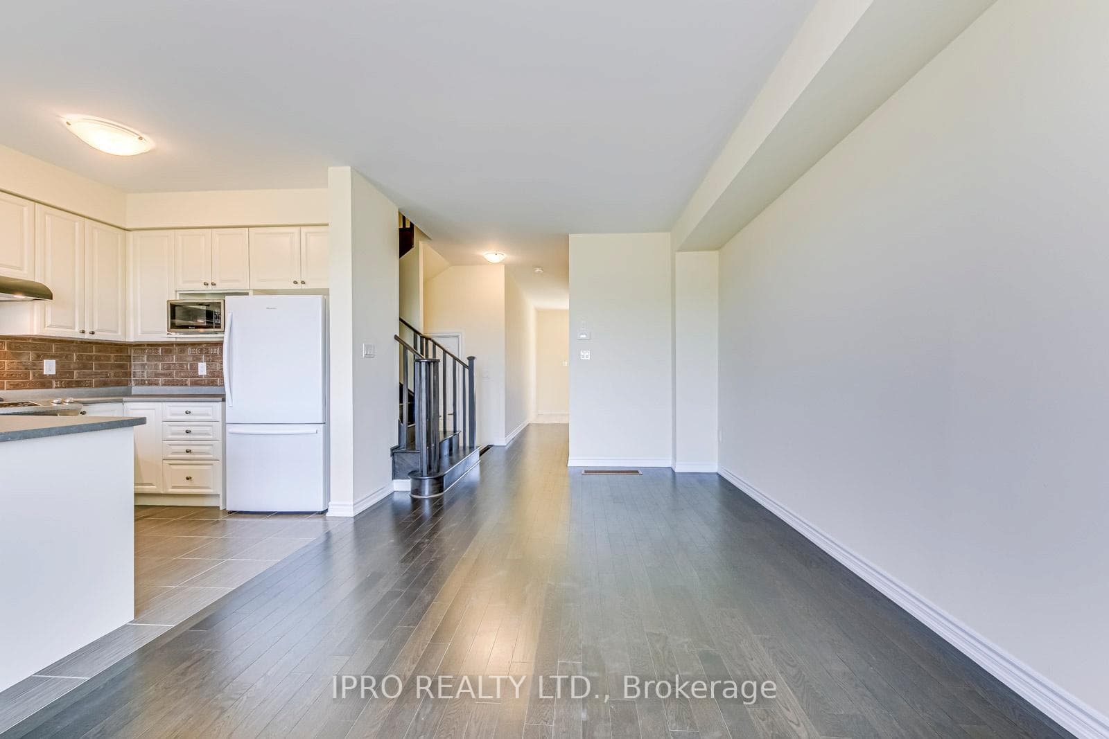 270 Explorer Way photo 10