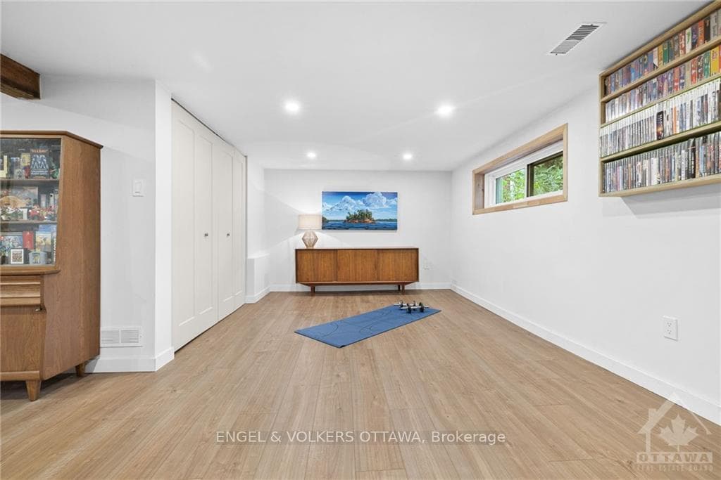31 NOLAN Avenue photo 22