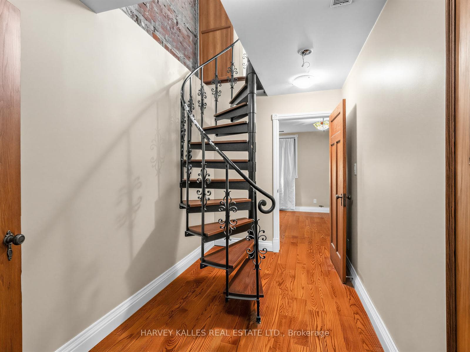 258 Harbord Street photo 28