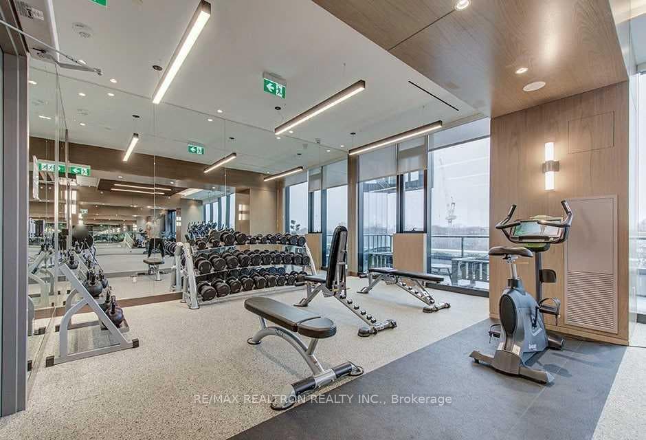 575 Bloor Street Unit 2208 photo 29