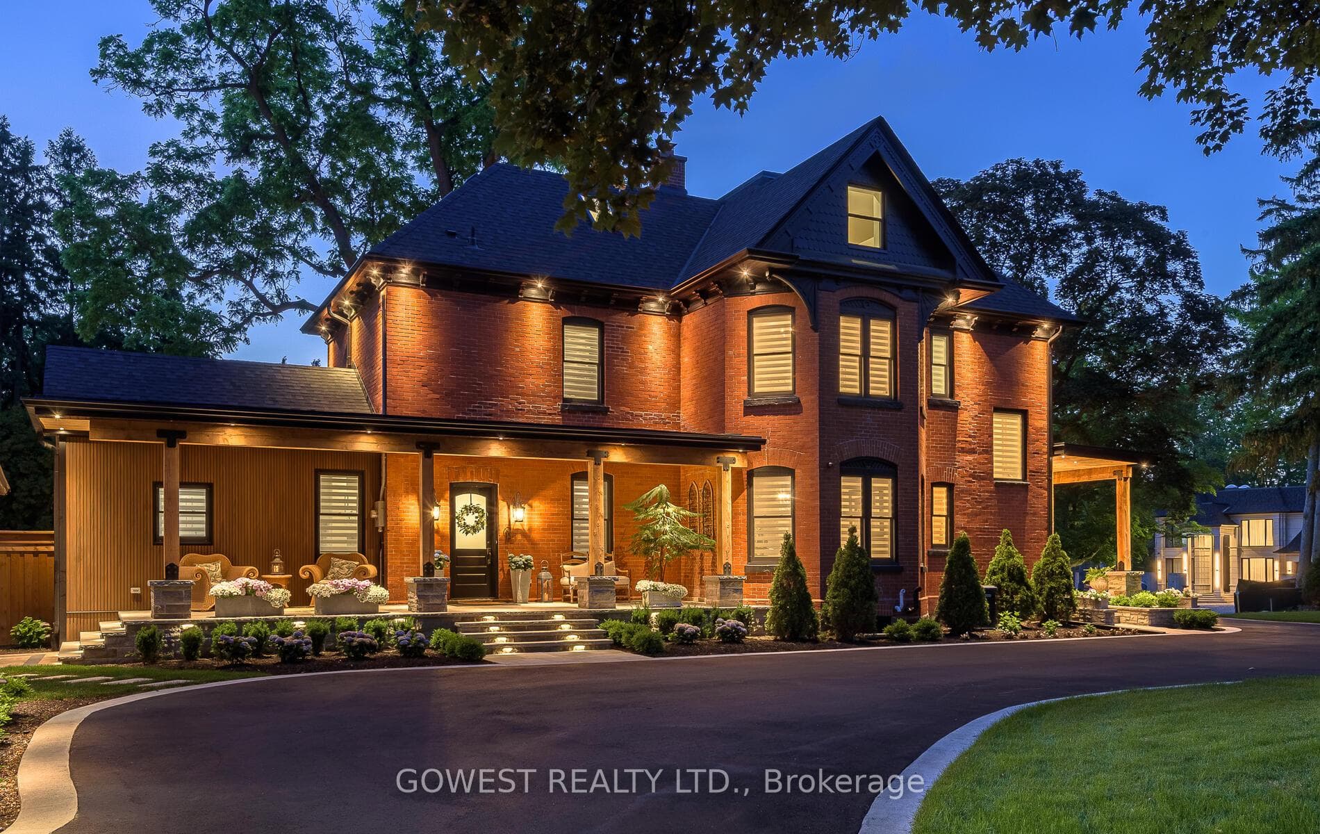376 Chartwell Road photo 48