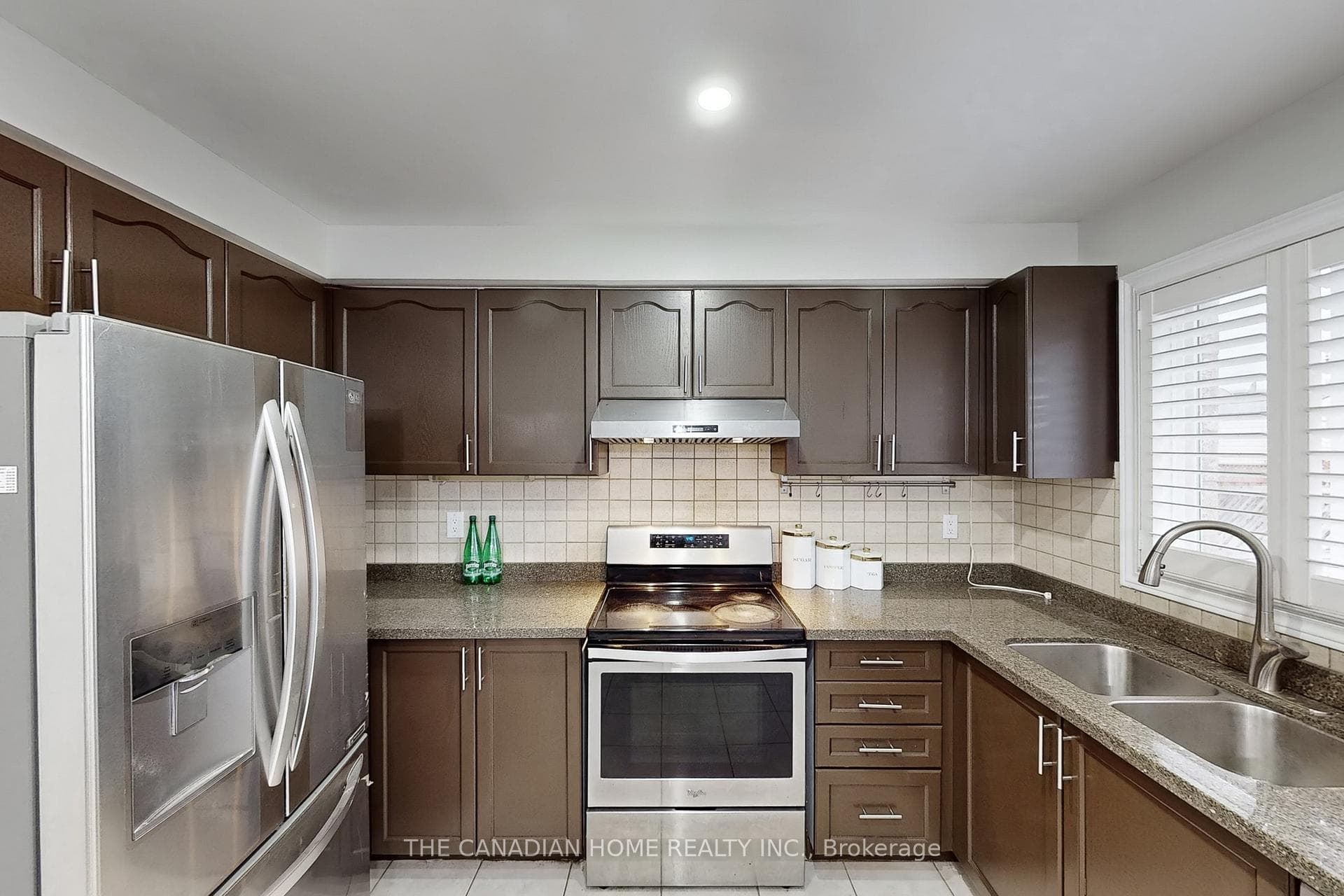 24 Secord Crescent photo 10