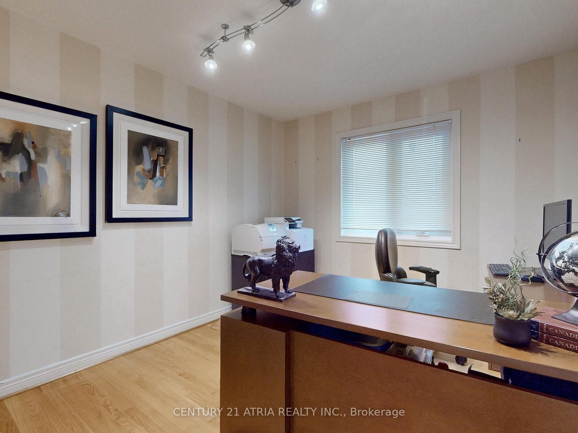 57 Spruce Avenue photo 10